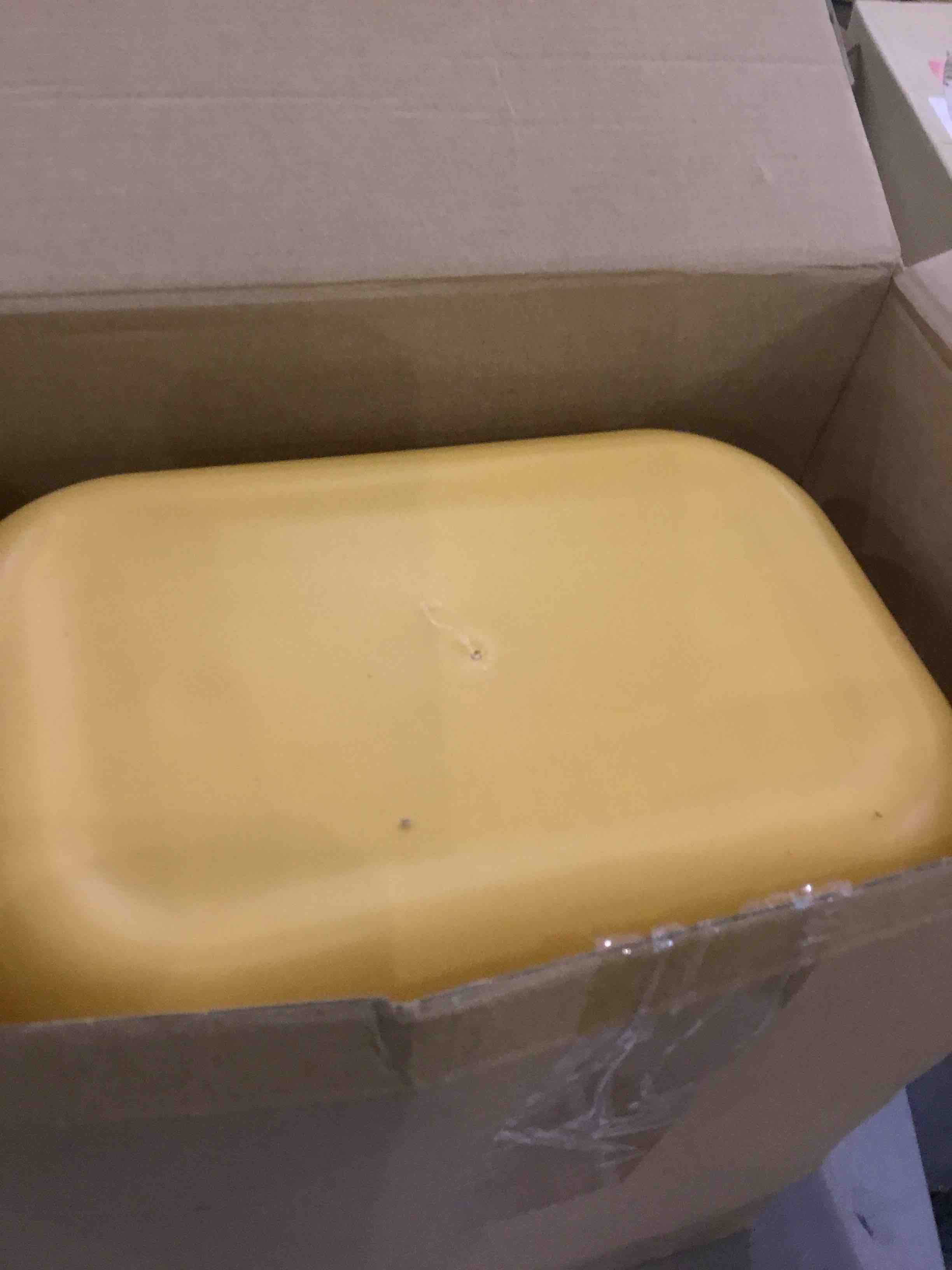 https://s3.amazonaws.com/lotting-images-prod/BargainHunt/EXS01105877_1707308927160.jpeg