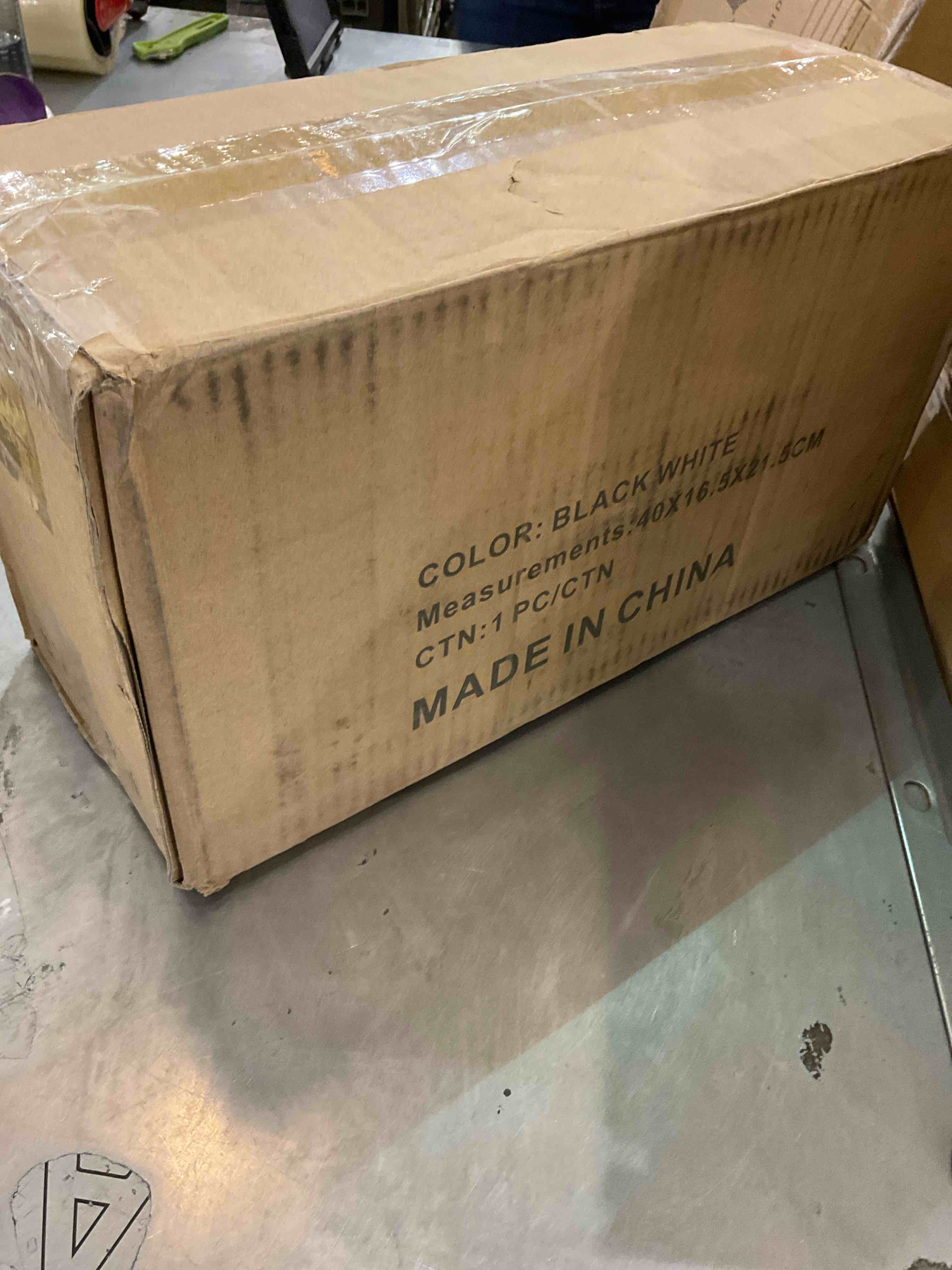https://s3.amazonaws.com/lotting-images-prod/BargainHunt/EXS01106007_1706804416385.jpeg