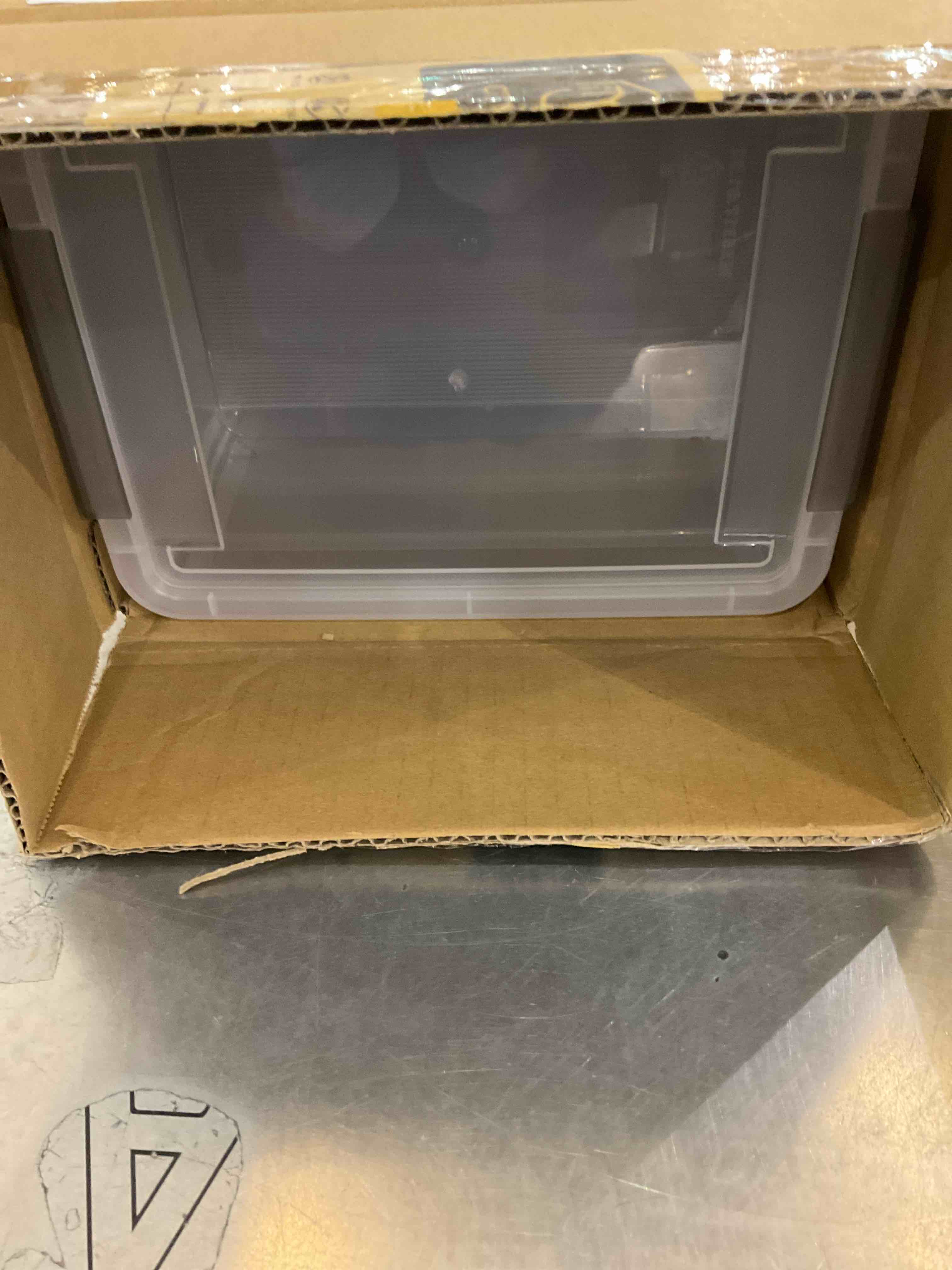 https://s3.amazonaws.com/lotting-images-prod/BargainHunt/EXS01106008_1706804490207.jpeg