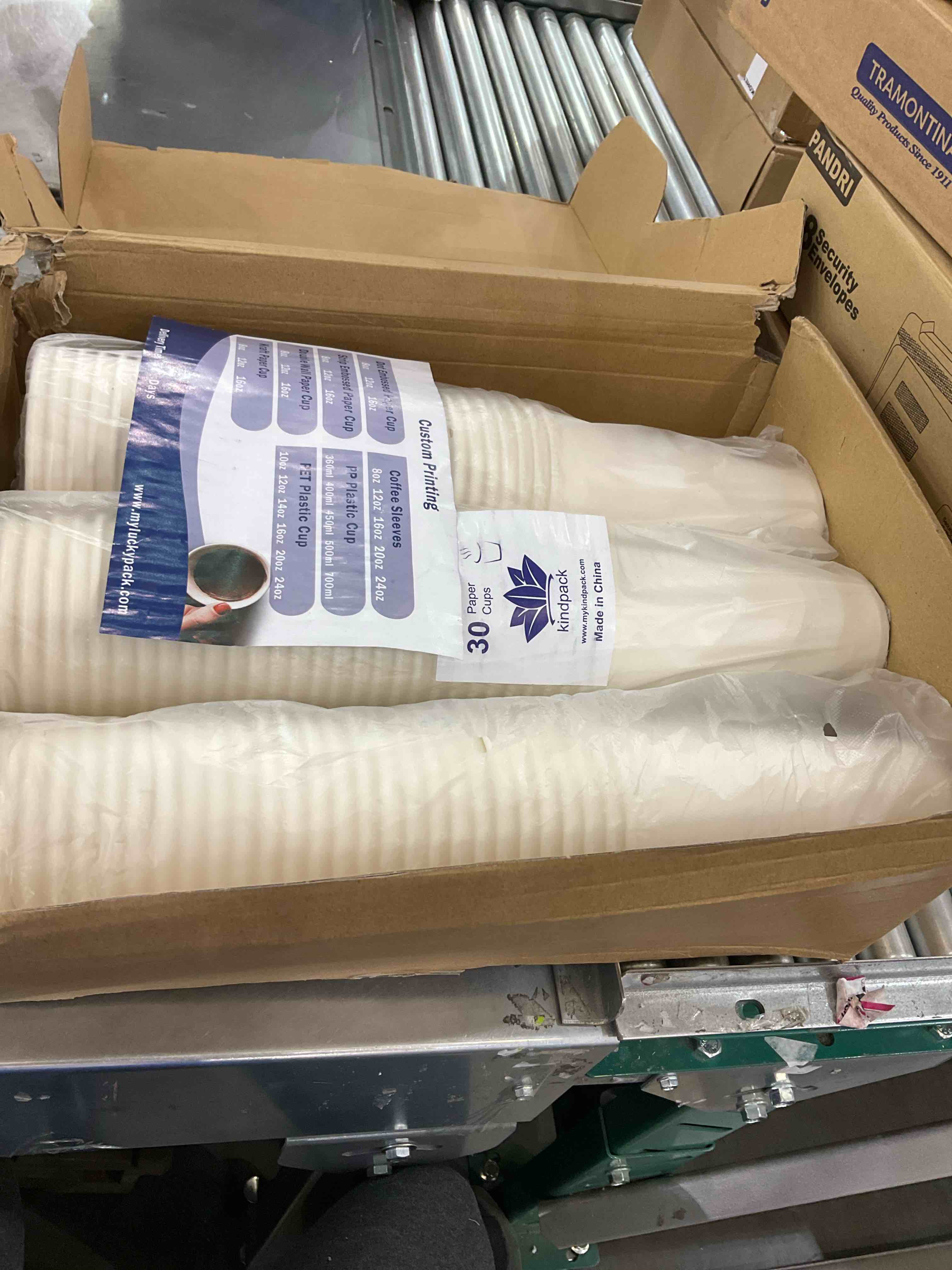 https://s3.amazonaws.com/lotting-images-prod/BargainHunt/EXS01106010_1706804642037.jpeg