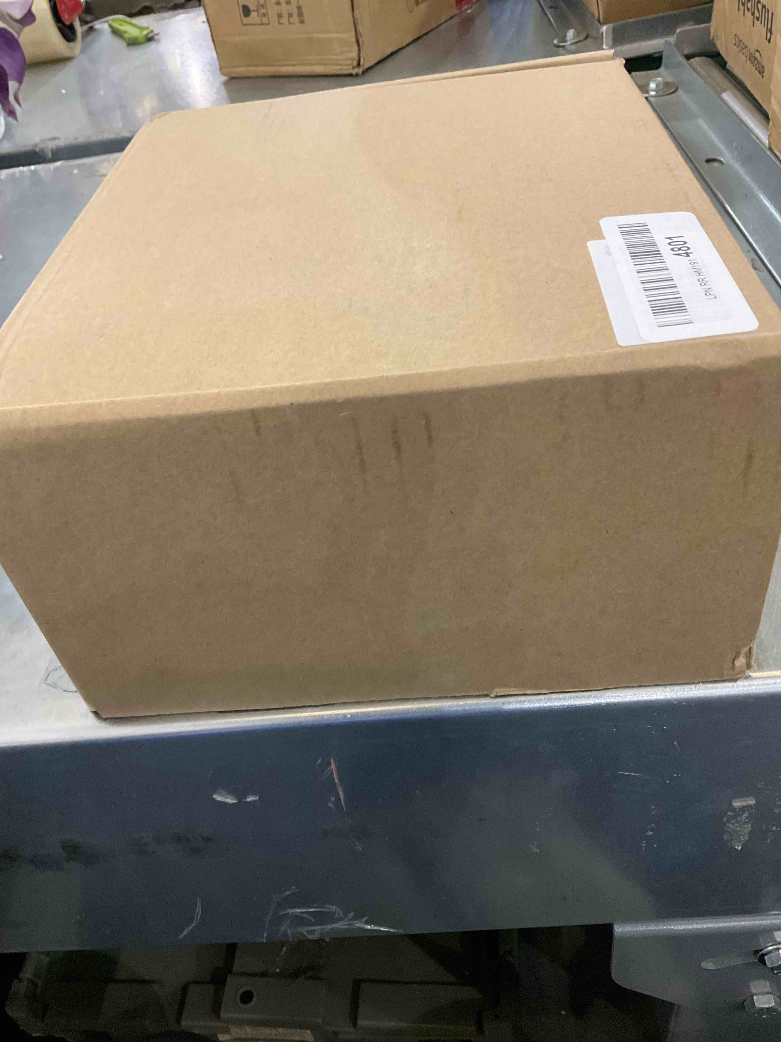 https://s3.amazonaws.com/lotting-images-prod/BargainHunt/EXS01106039_1706810413272.jpeg
