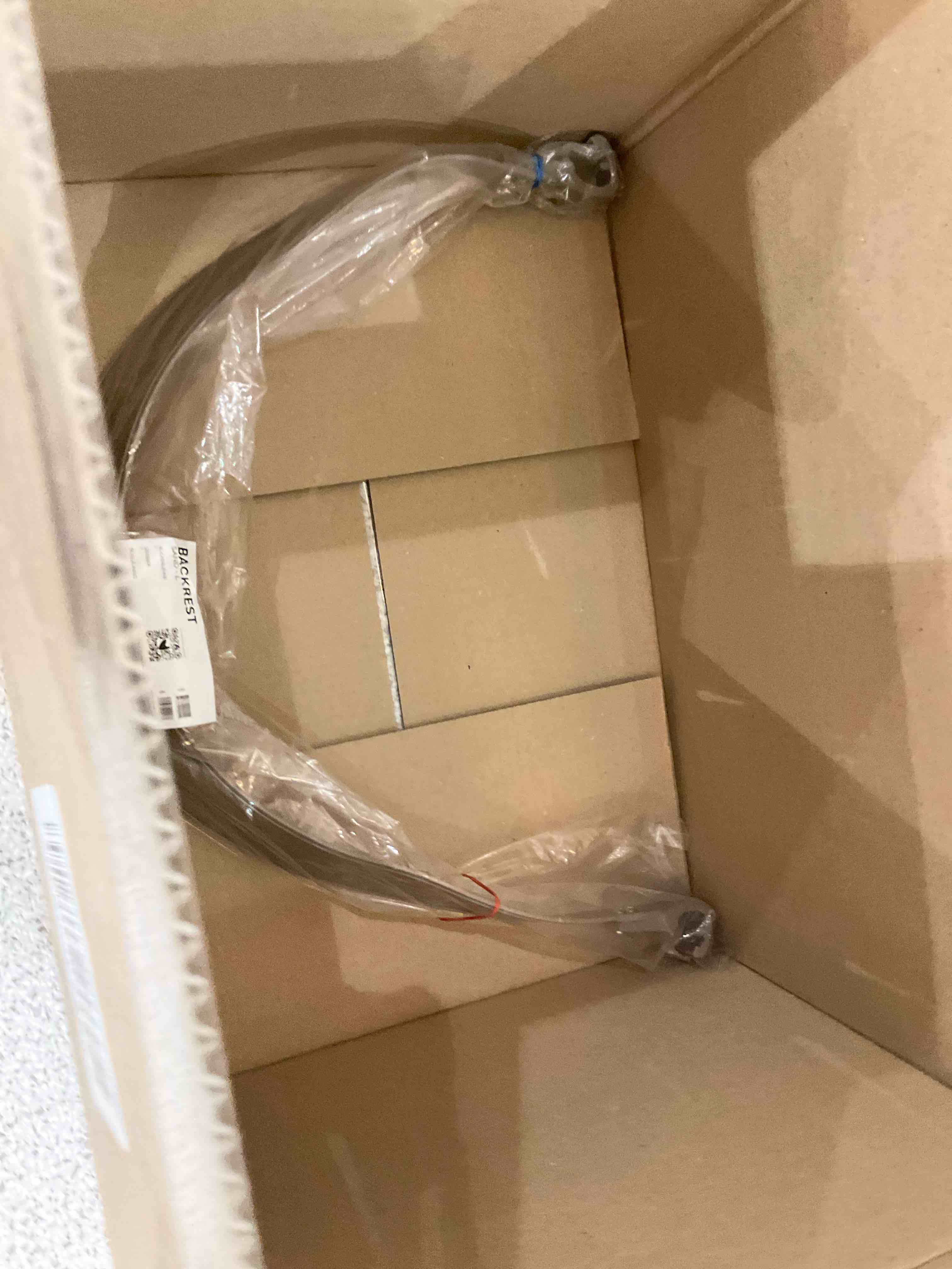 https://s3.amazonaws.com/lotting-images-prod/BargainHunt/EXS01106510_1708011509508.jpeg