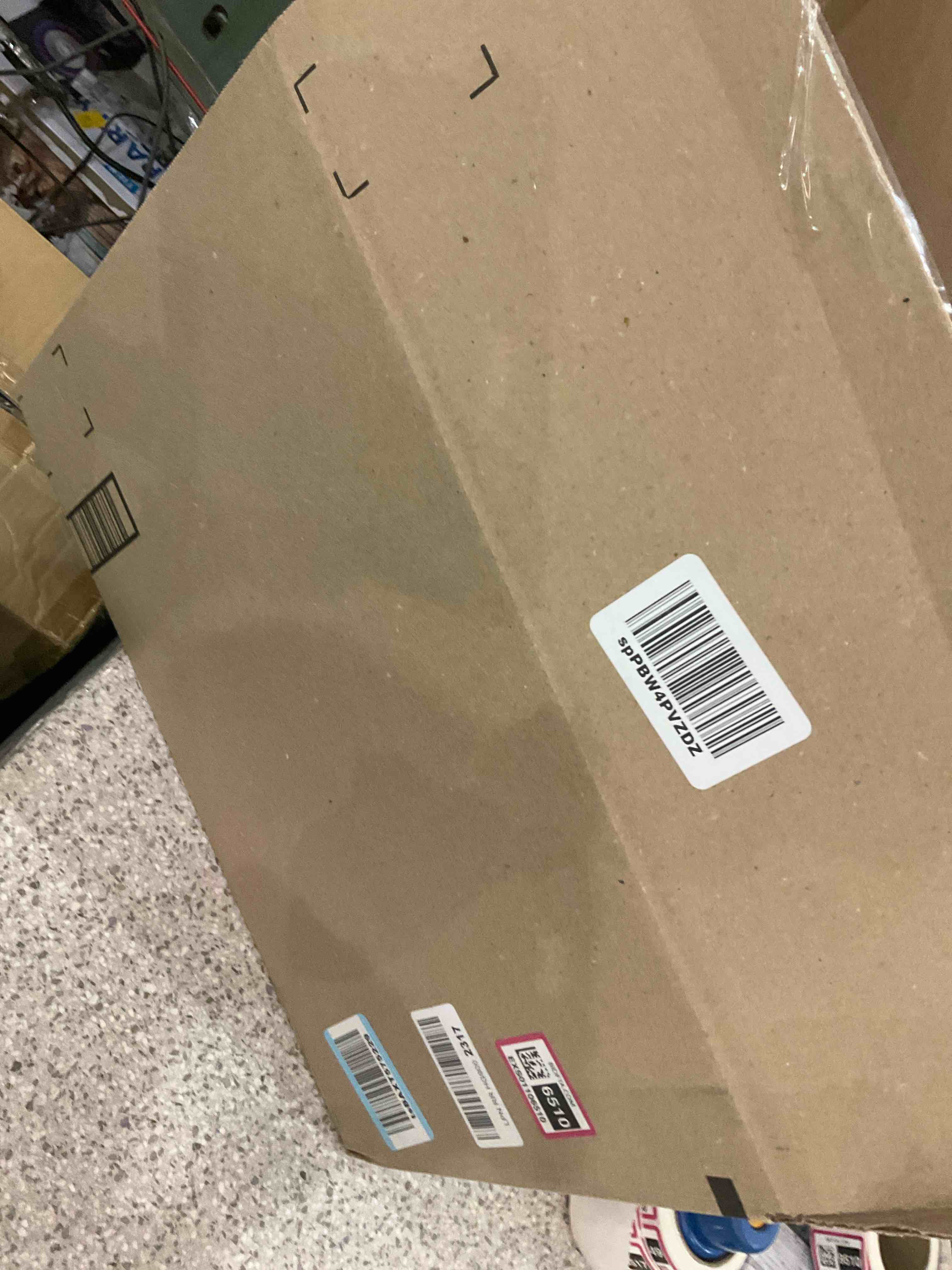 https://s3.amazonaws.com/lotting-images-prod/BargainHunt/EXS01106510_1708011520840.jpeg