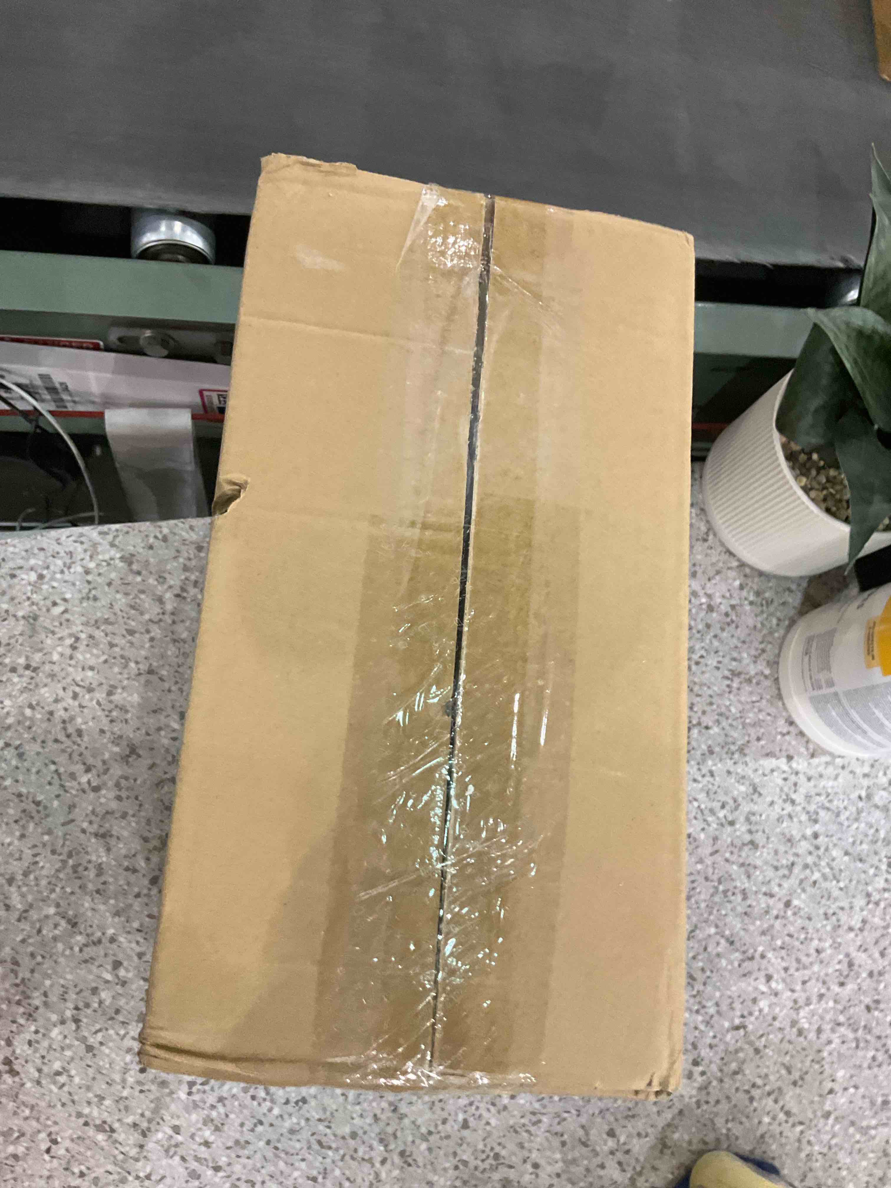 https://s3.amazonaws.com/lotting-images-prod/BargainHunt/EXS01106975_1708605134956.jpeg