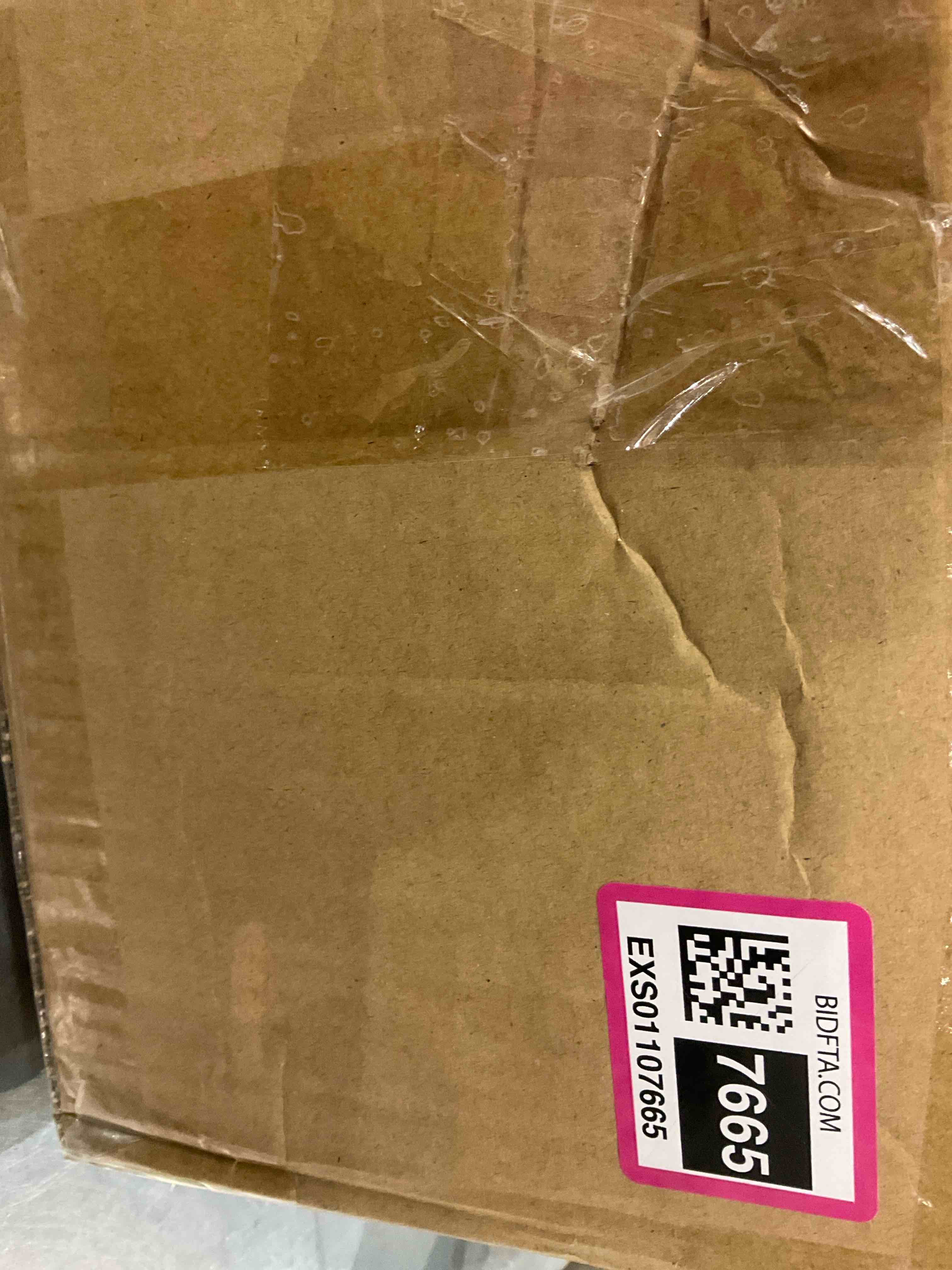 https://s3.amazonaws.com/lotting-images-prod/BargainHunt/EXS01107665_1708519019887.jpeg