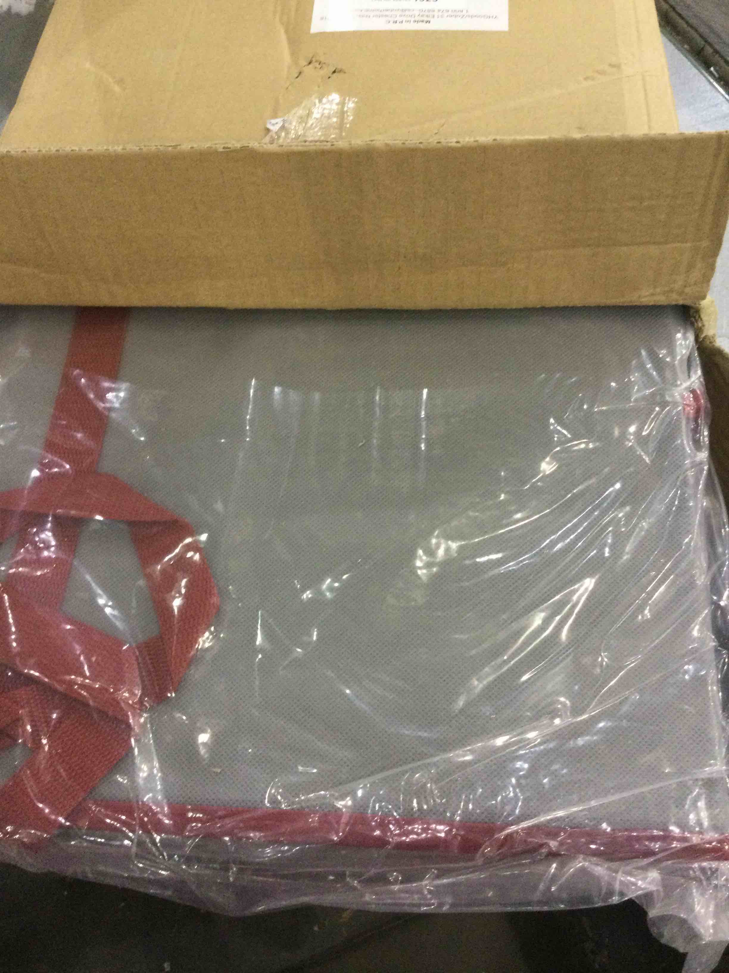 https://s3.amazonaws.com/lotting-images-prod/BargainHunt/EXS01109186_1706706346344.jpeg