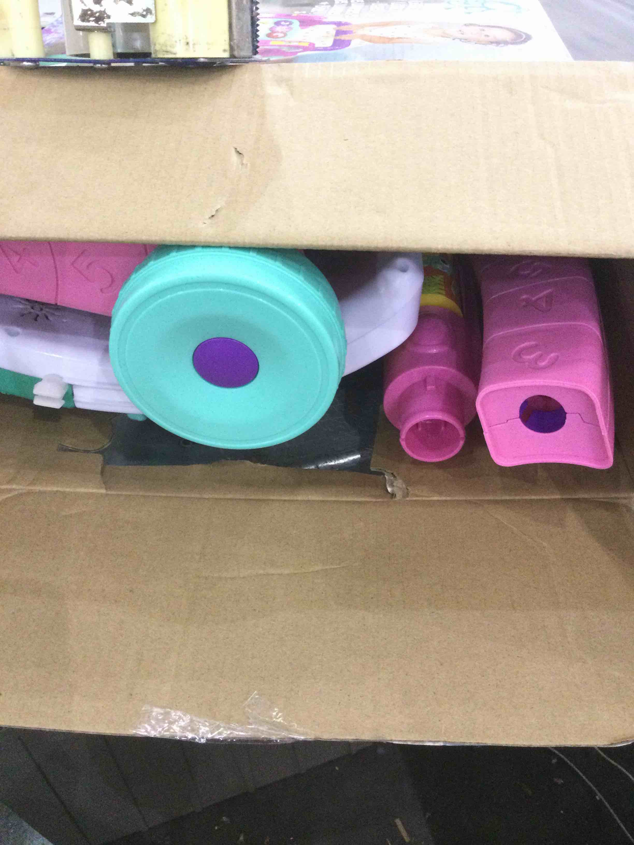 https://s3.amazonaws.com/lotting-images-prod/BargainHunt/EXS01109225_1706713044679.jpeg