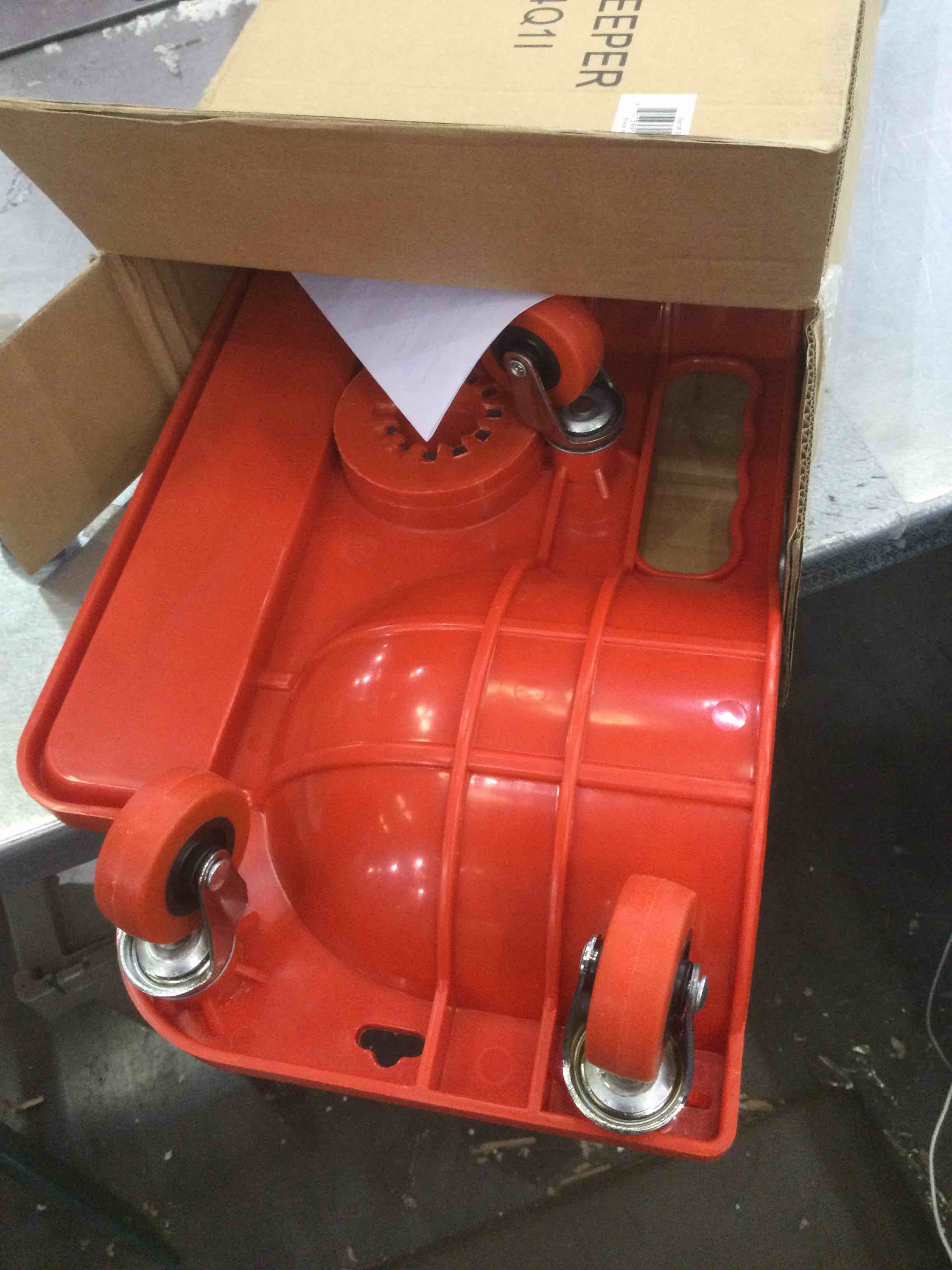 https://s3.amazonaws.com/lotting-images-prod/BargainHunt/EXS01109479_1706805482964.jpeg