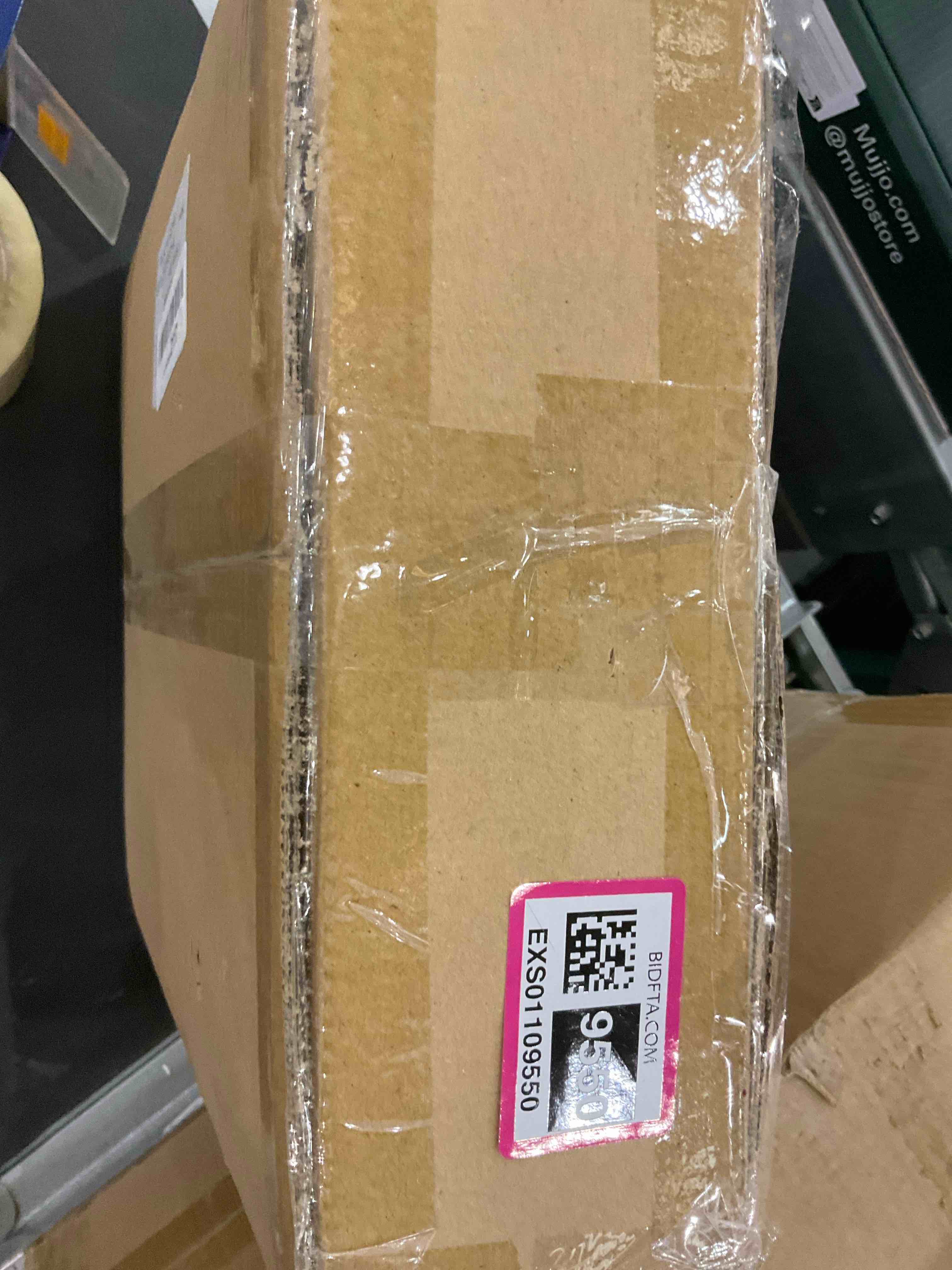 https://s3.amazonaws.com/lotting-images-prod/BargainHunt/EXS01109550_1709558811598.jpeg