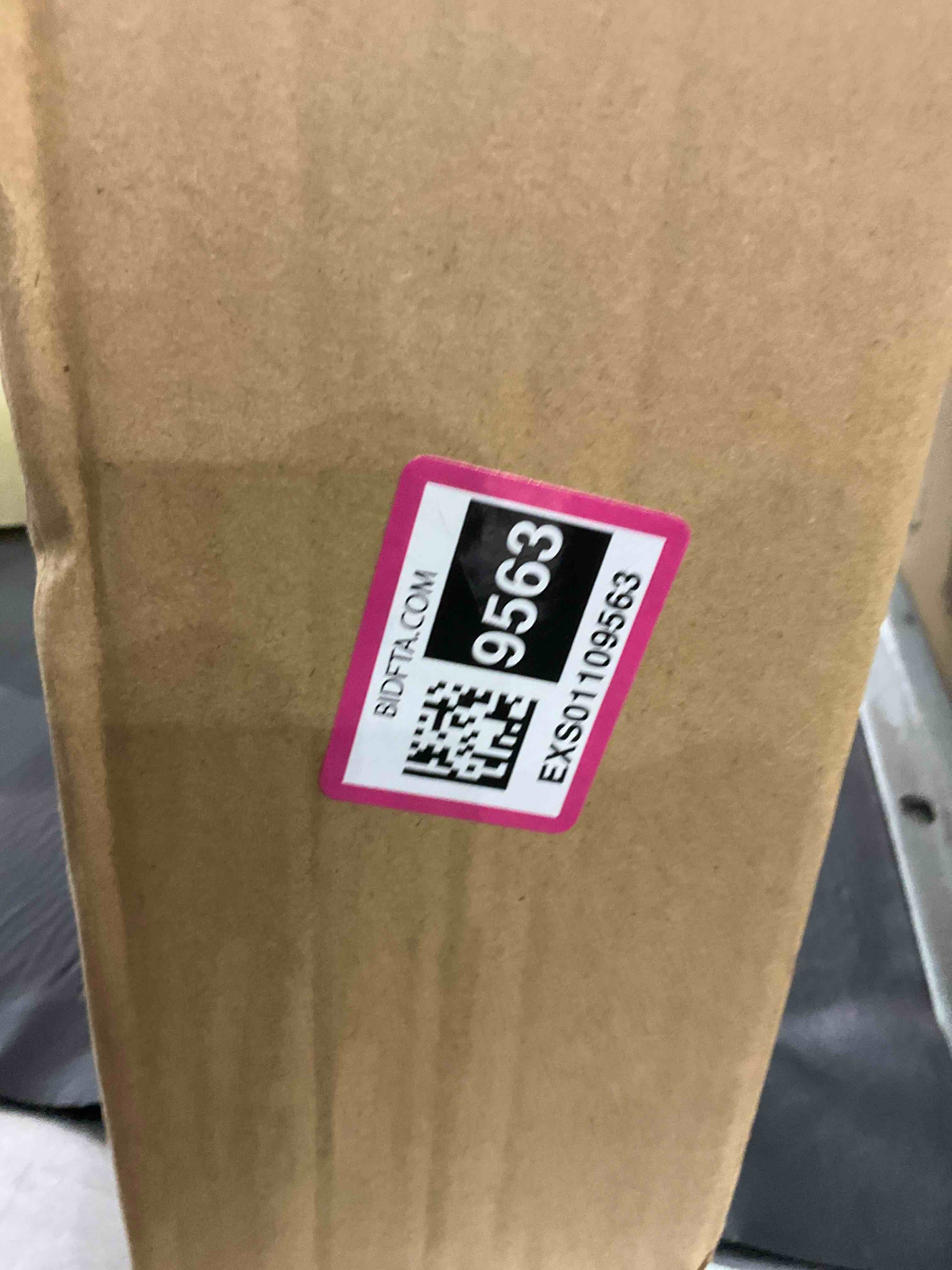 https://s3.amazonaws.com/lotting-images-prod/BargainHunt/EXS01109563_1709559492854.jpeg