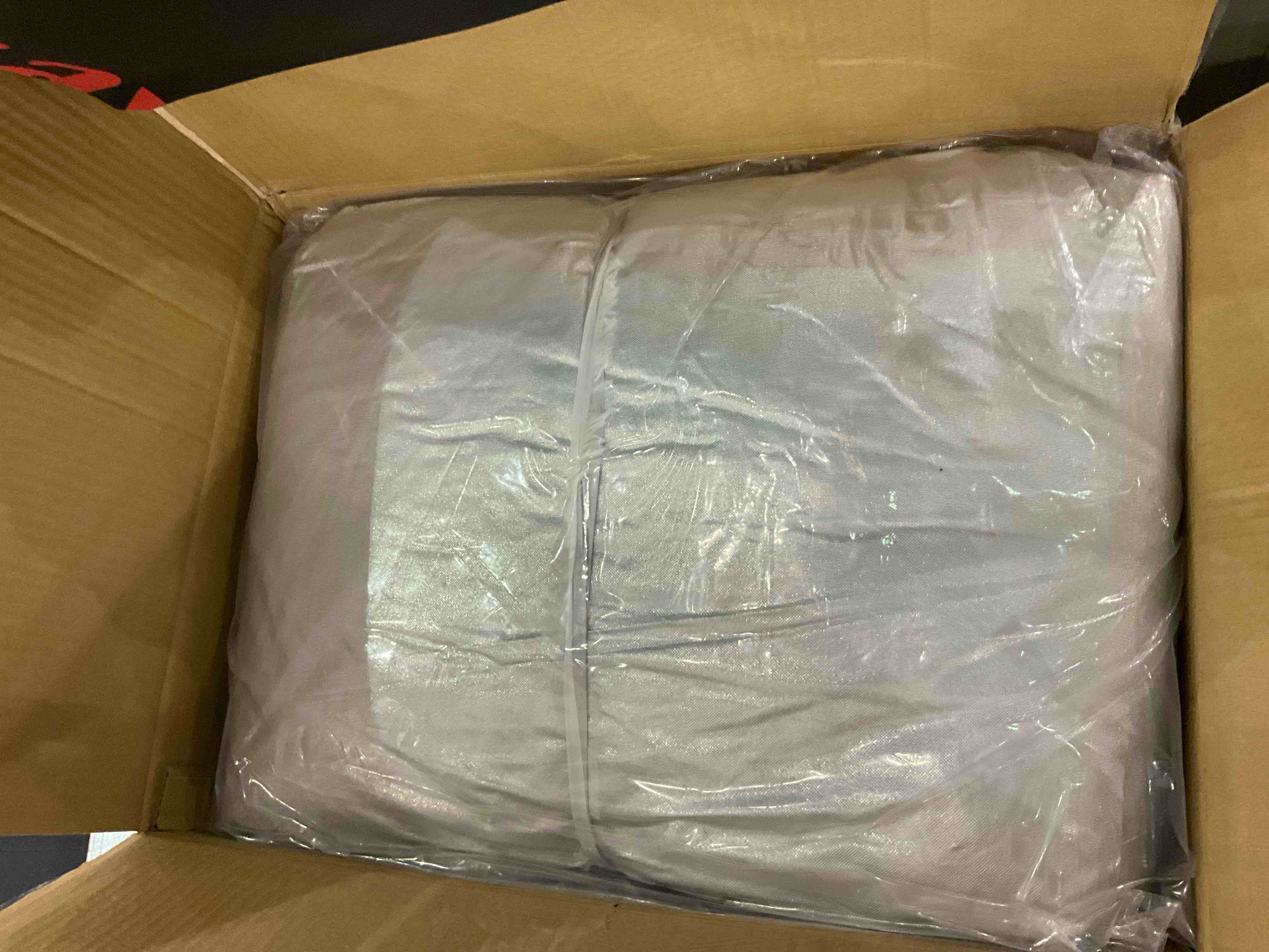 https://s3.amazonaws.com/lotting-images-prod/BargainHunt/EXS01109567_1709560045401.jpeg