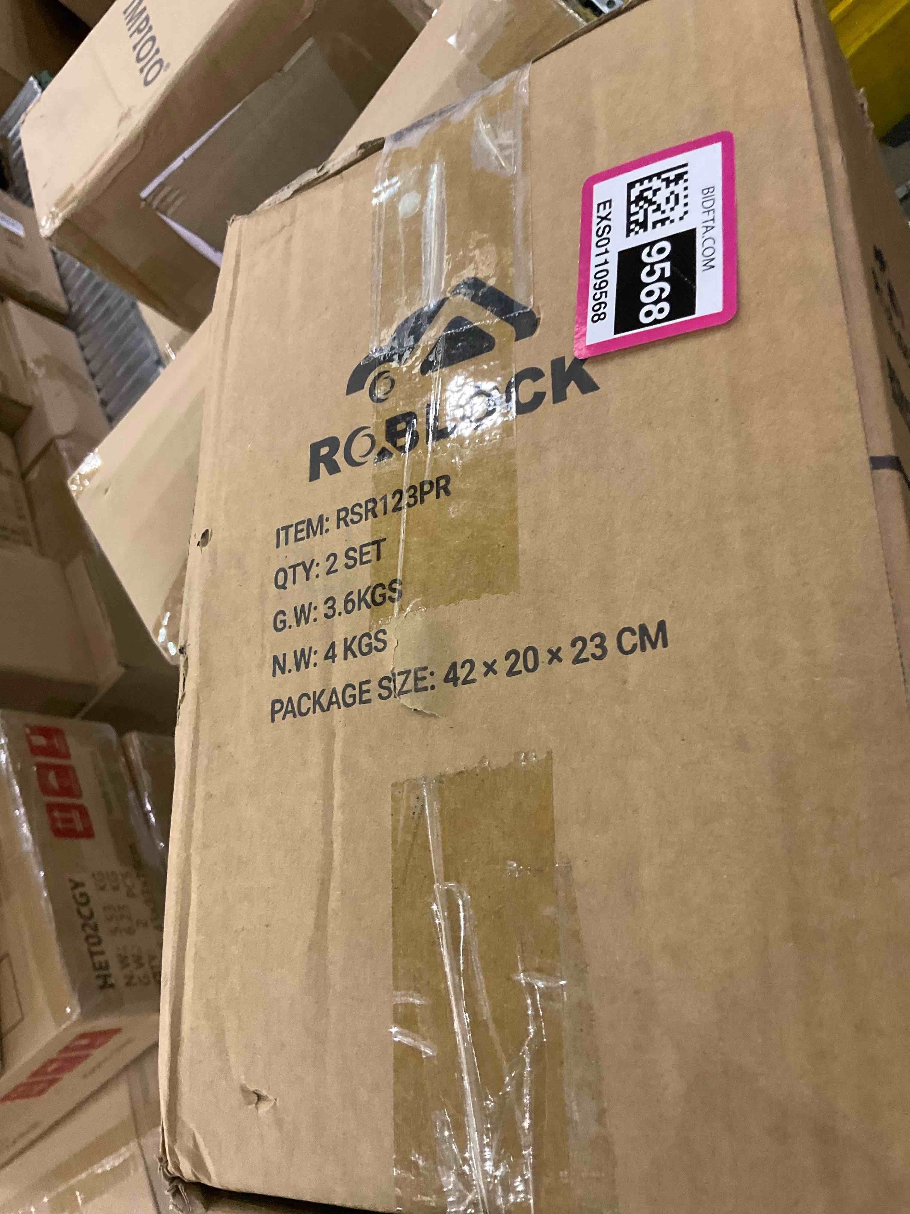 https://s3.amazonaws.com/lotting-images-prod/BargainHunt/EXS01109568_1709560098297.jpeg