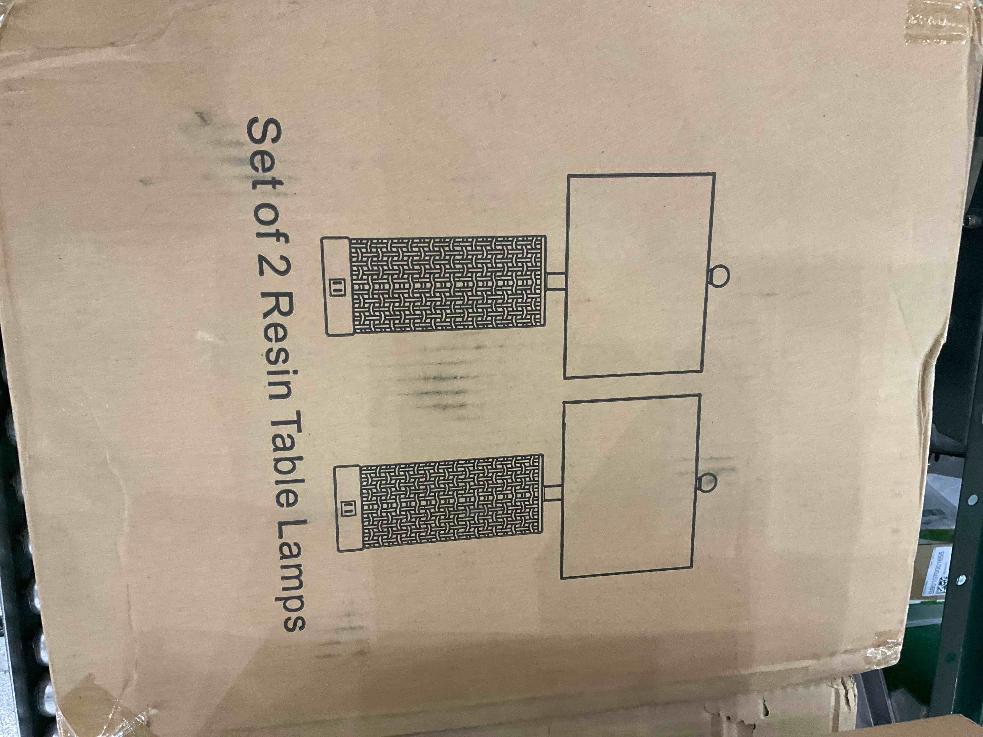 https://s3.amazonaws.com/lotting-images-prod/BargainHunt/EXS01109579_1709562586142.jpeg