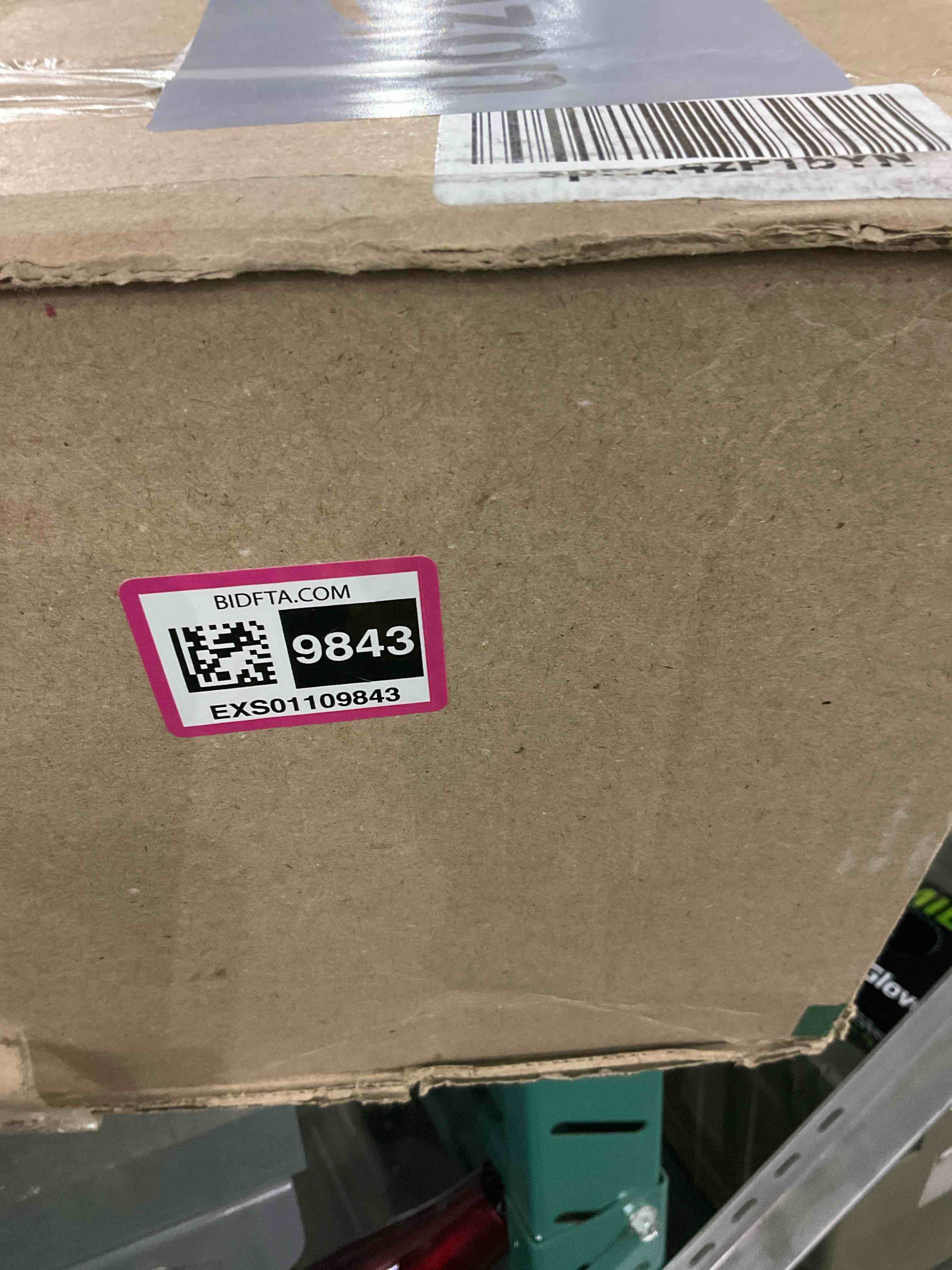 The First Years Rain Shower Baby Spa Baby Bathtub for Newborn to Toddler with Soothing Spray, White