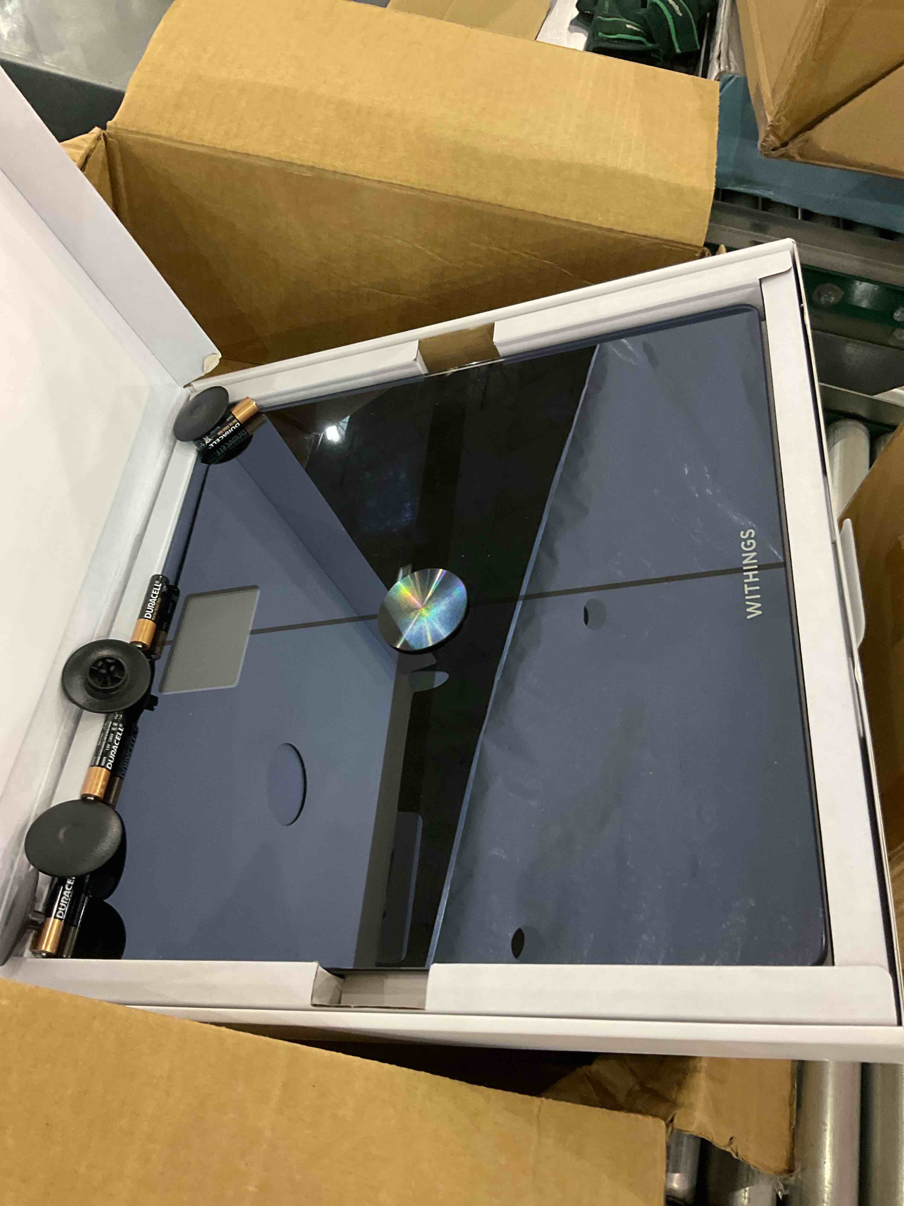https://s3.amazonaws.com/lotting-images-prod/BargainHunt/EXS01109864_1710766446819.jpeg