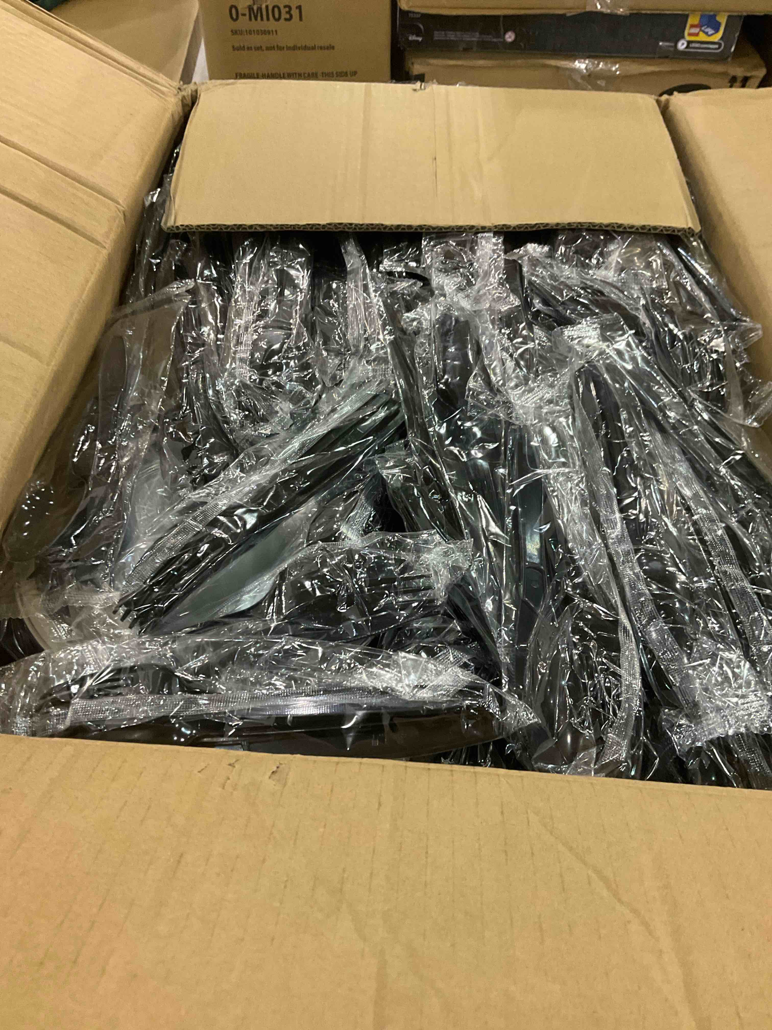 https://s3.amazonaws.com/lotting-images-prod/BargainHunt/EXS01109978_1711022085684.jpeg