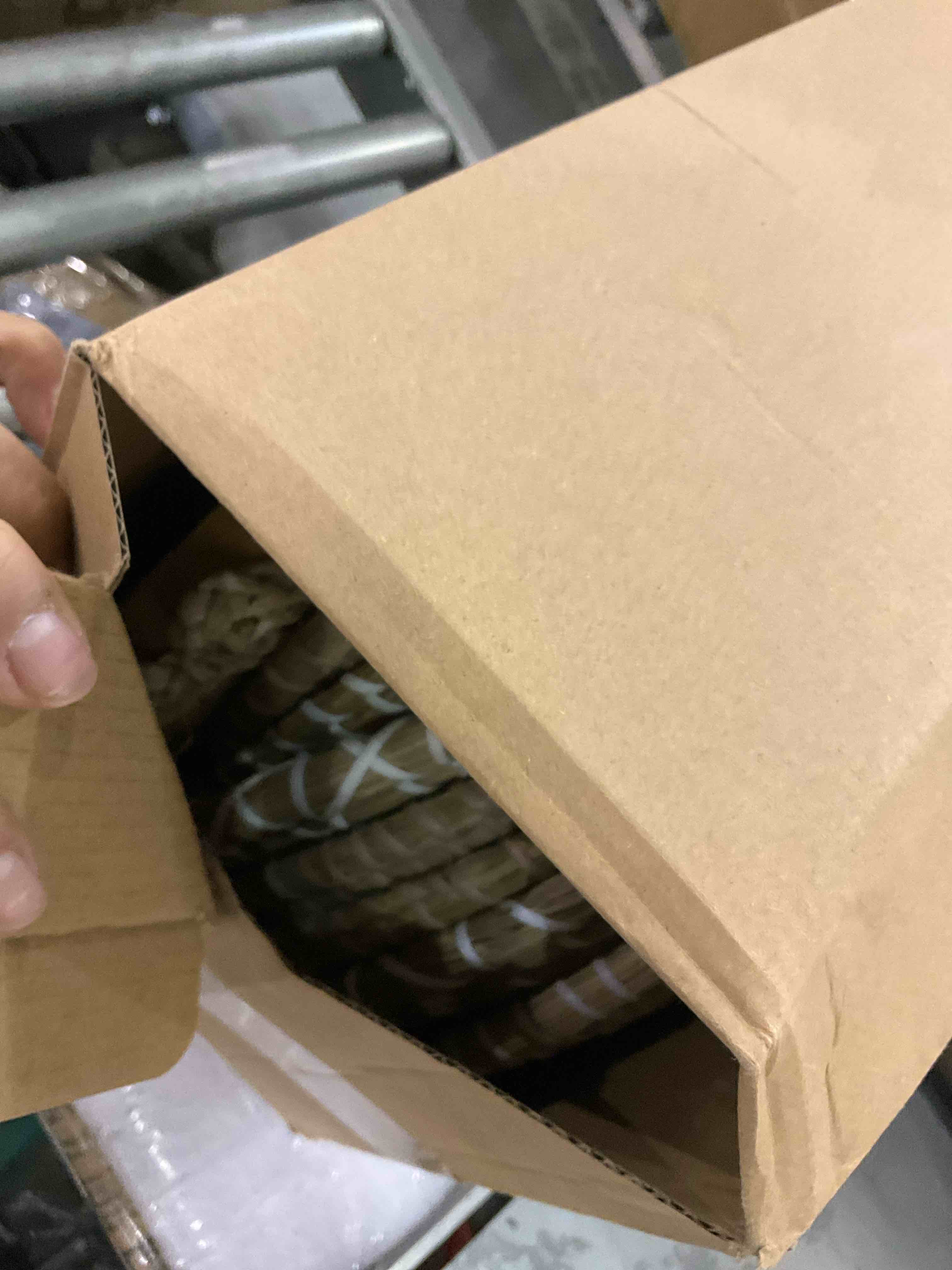 https://s3.amazonaws.com/lotting-images-prod/BargainHunt/EXS01112372_1710937467053.jpeg