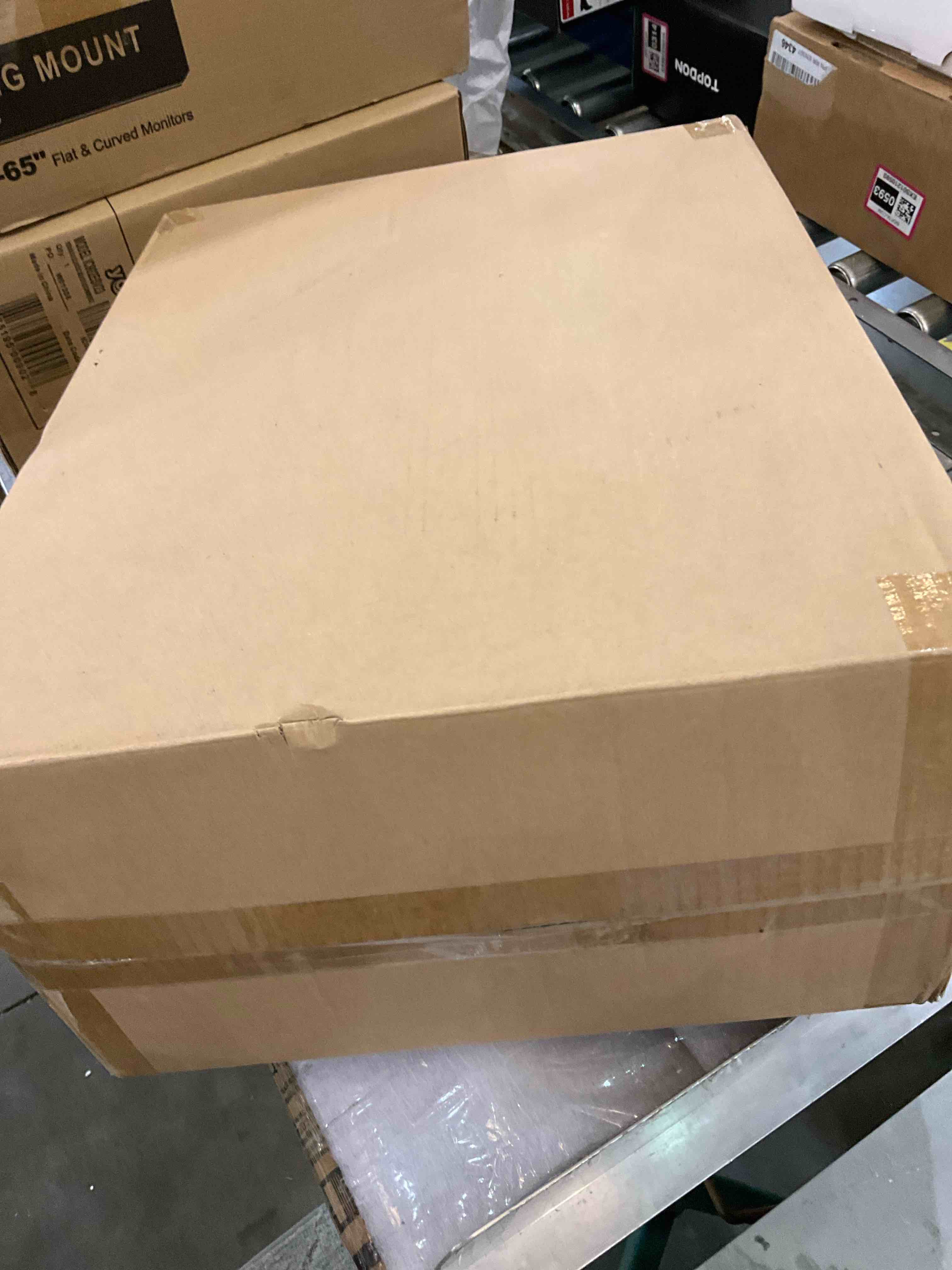https://s3.amazonaws.com/lotting-images-prod/BargainHunt/EXS01112413_1710949787744.jpeg