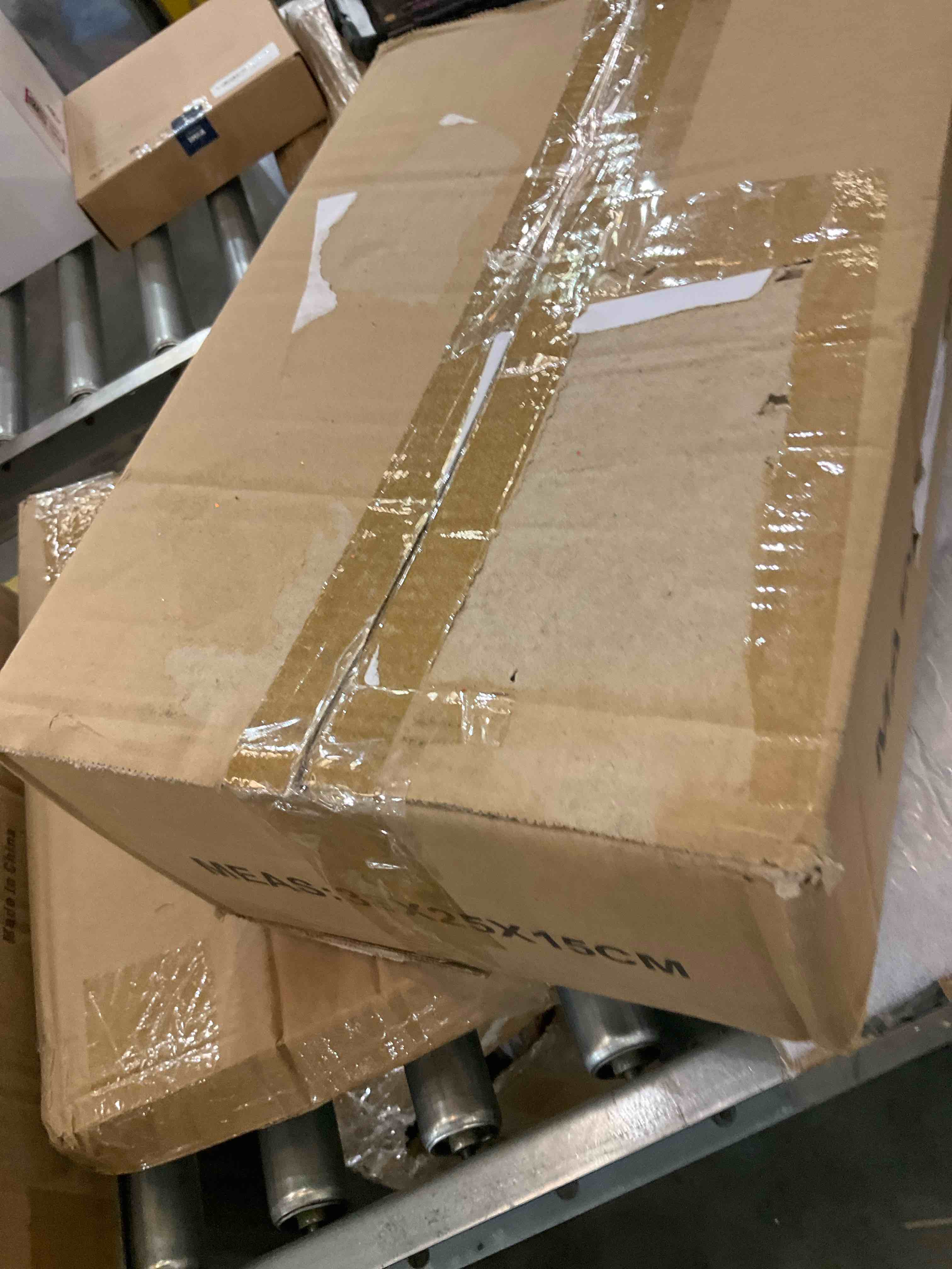 https://s3.amazonaws.com/lotting-images-prod/BargainHunt/EXS01112421_1710956345388.jpeg