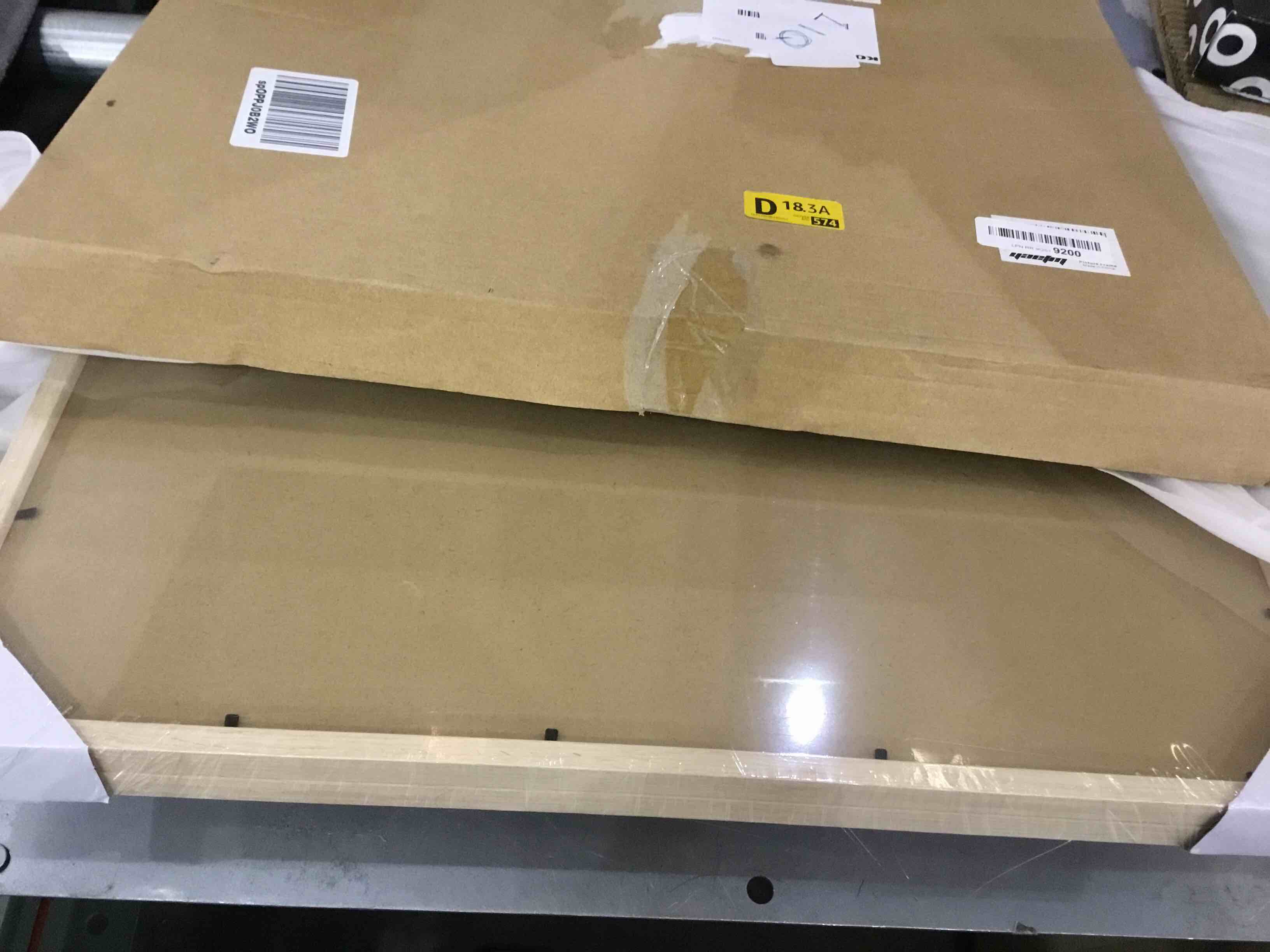 https://s3.amazonaws.com/lotting-images-prod/BargainHunt/EXS01114327_1708098917822.jpeg