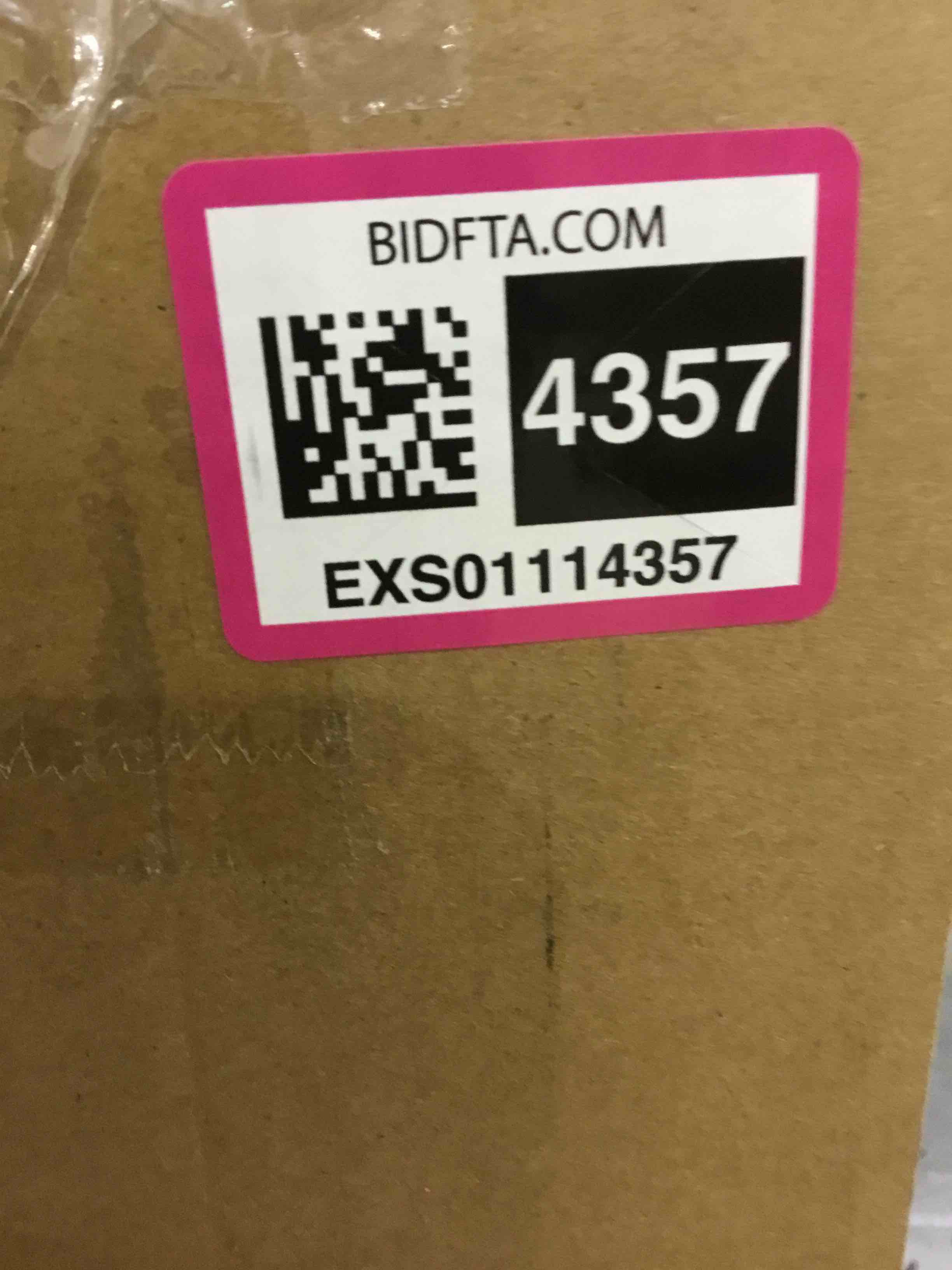 https://s3.amazonaws.com/lotting-images-prod/BargainHunt/EXS01114357_1708110070698.jpeg