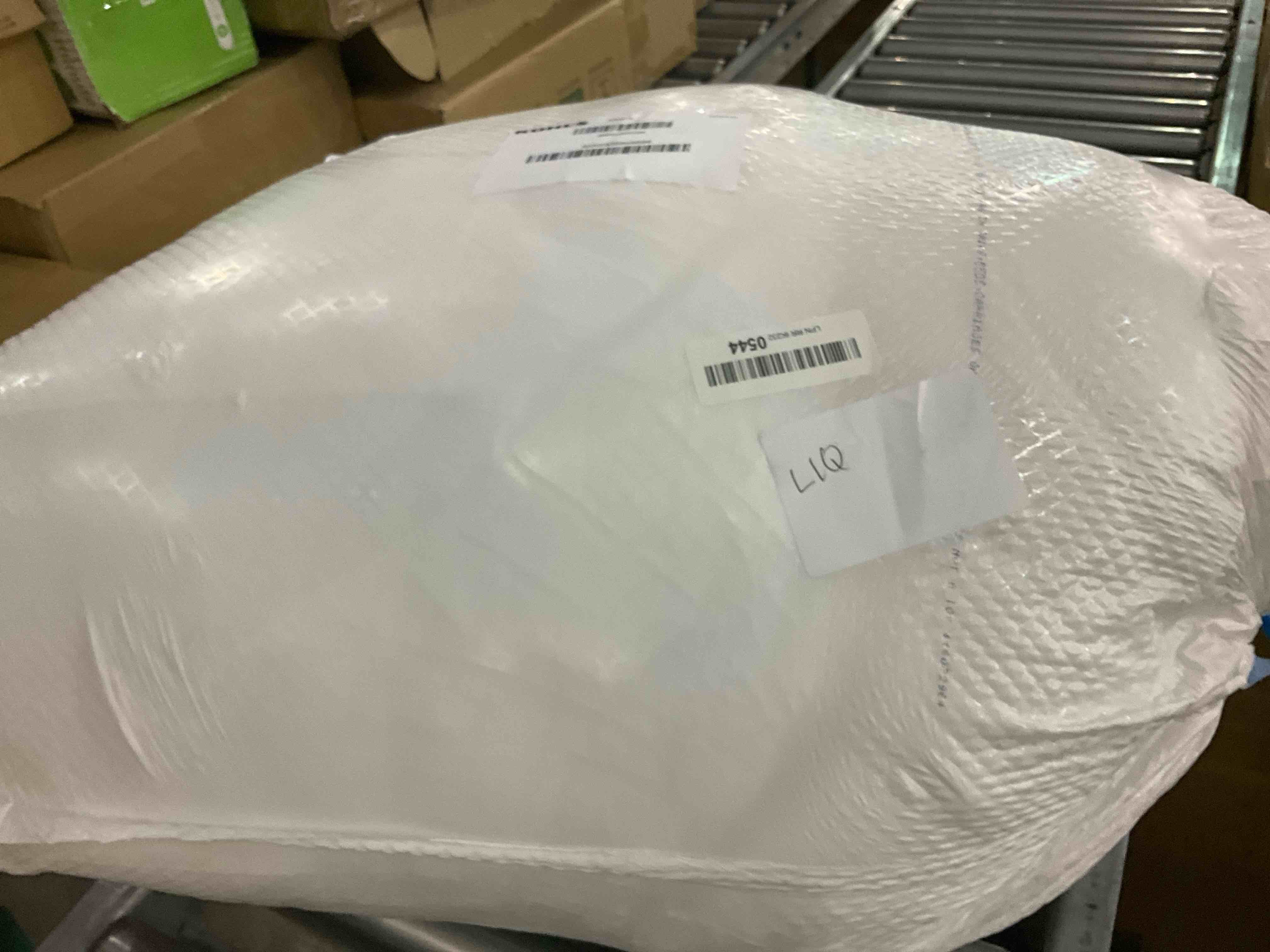 https://s3.amazonaws.com/lotting-images-prod/BargainHunt/EXS01114470_1708518403998.jpeg