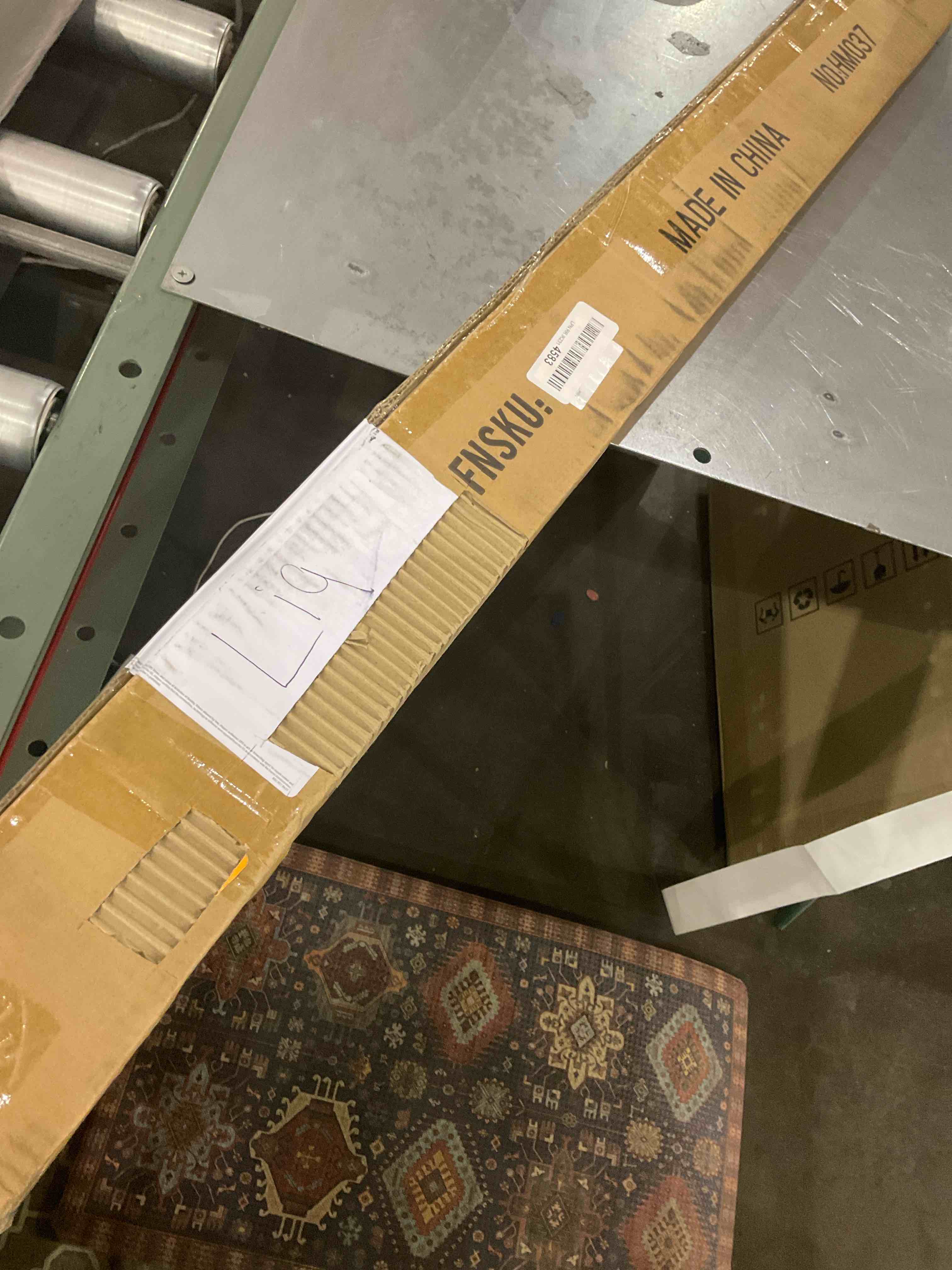https://s3.amazonaws.com/lotting-images-prod/BargainHunt/EXS01114488_1708522426245.jpeg