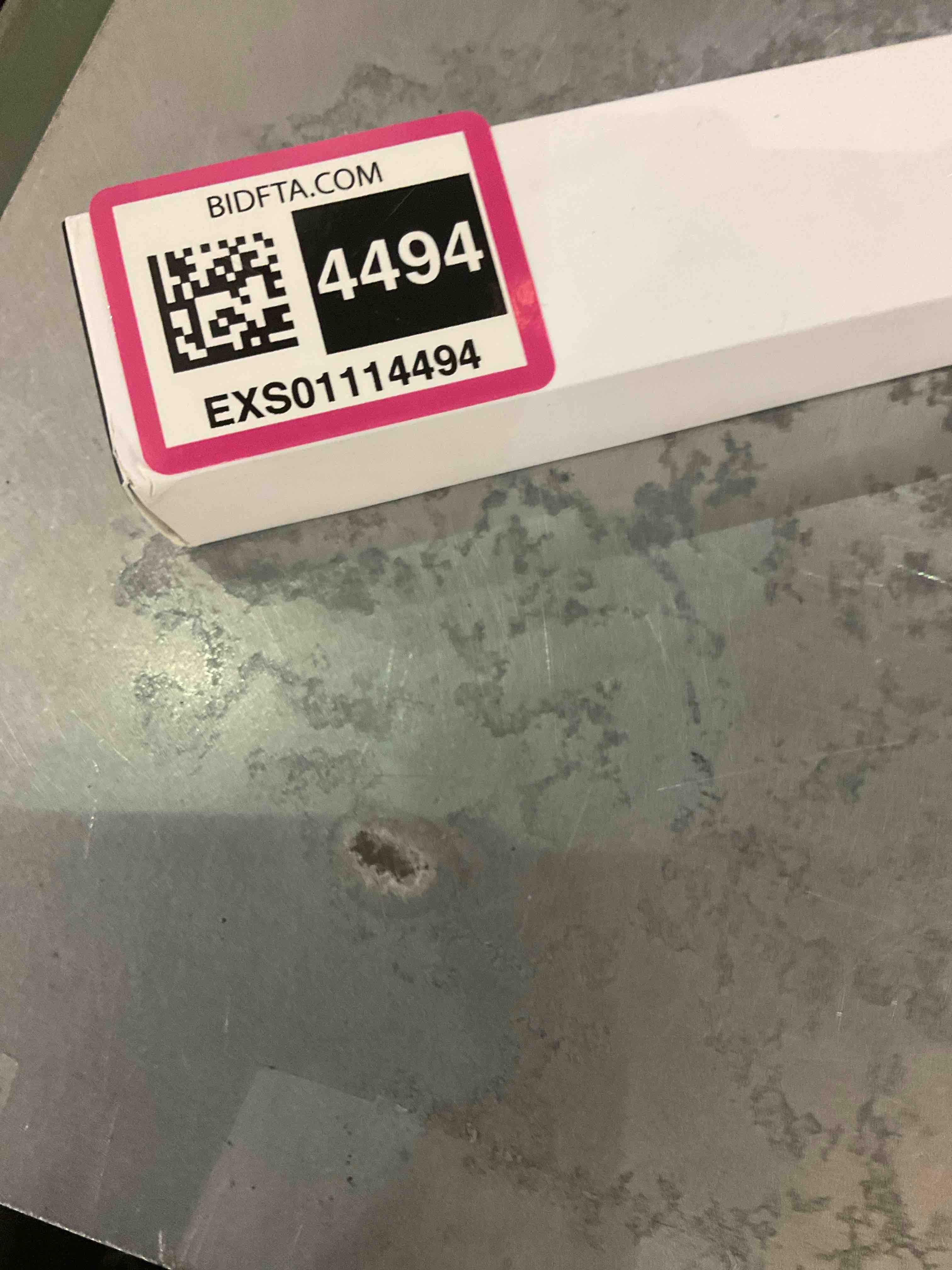 https://s3.amazonaws.com/lotting-images-prod/BargainHunt/EXS01114494_1708523376746.jpeg