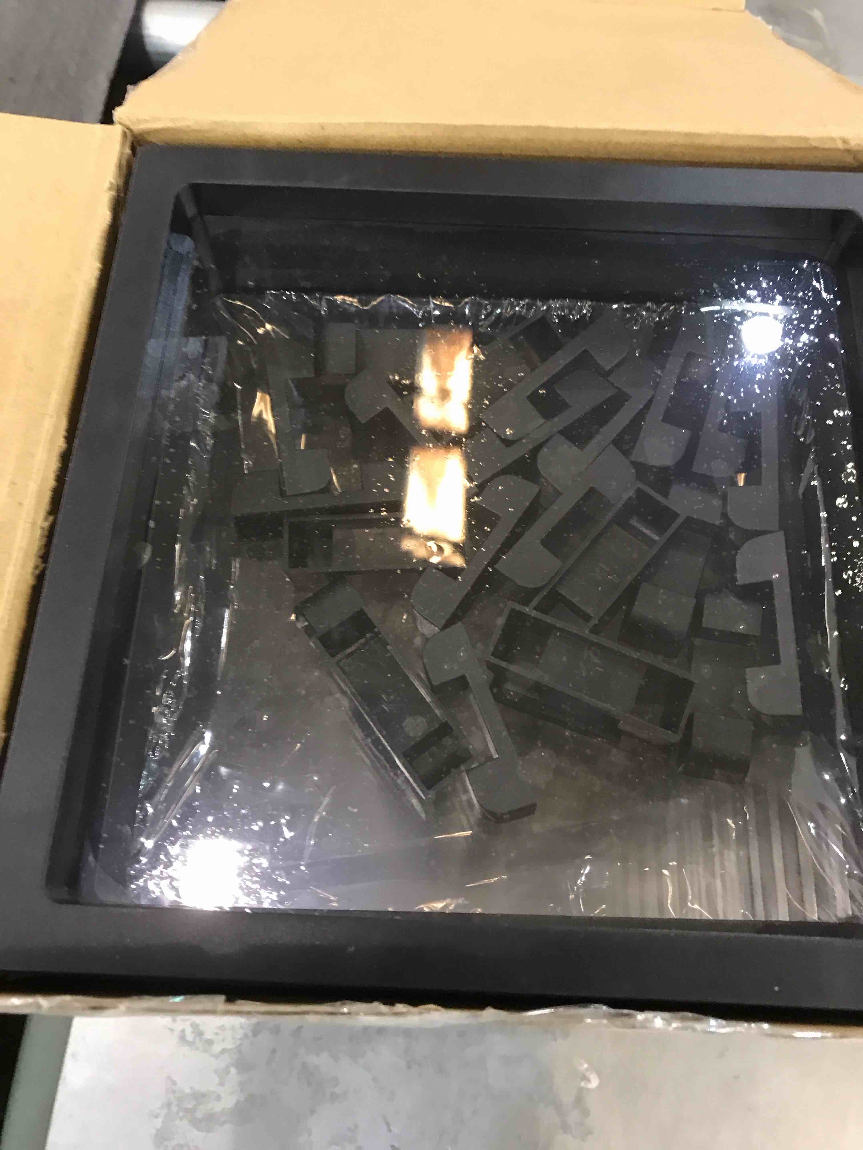 https://s3.amazonaws.com/lotting-images-prod/BargainHunt/EXS01114562_1707148576563.jpeg