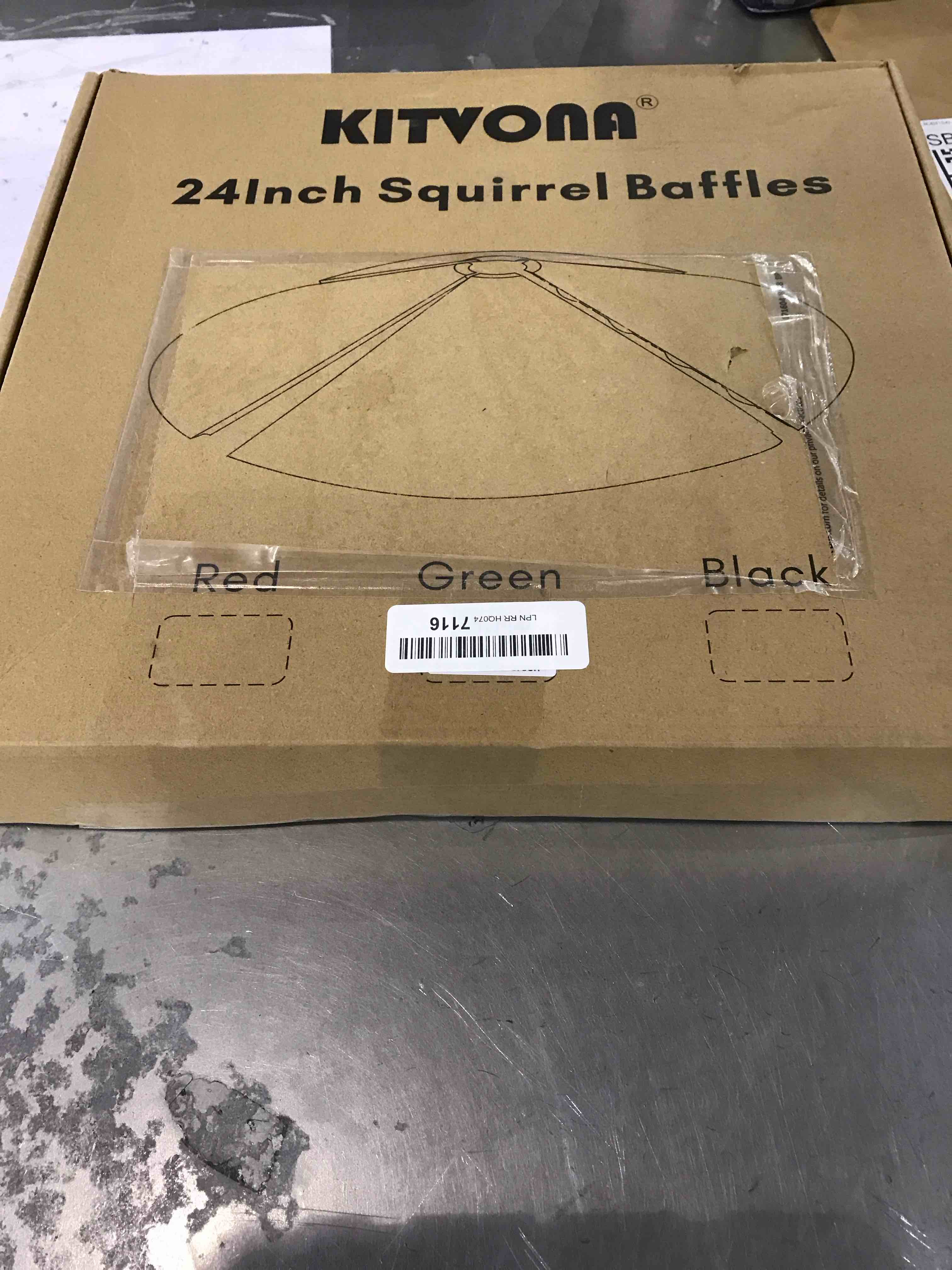 24-inch Large Outdoor Squirrel Baffles for Bird Feeders Pole, Squirrel Baffle for Shepherd's Hook, Squirrel Guard for Bird Houses, Two Way Use, Green Color