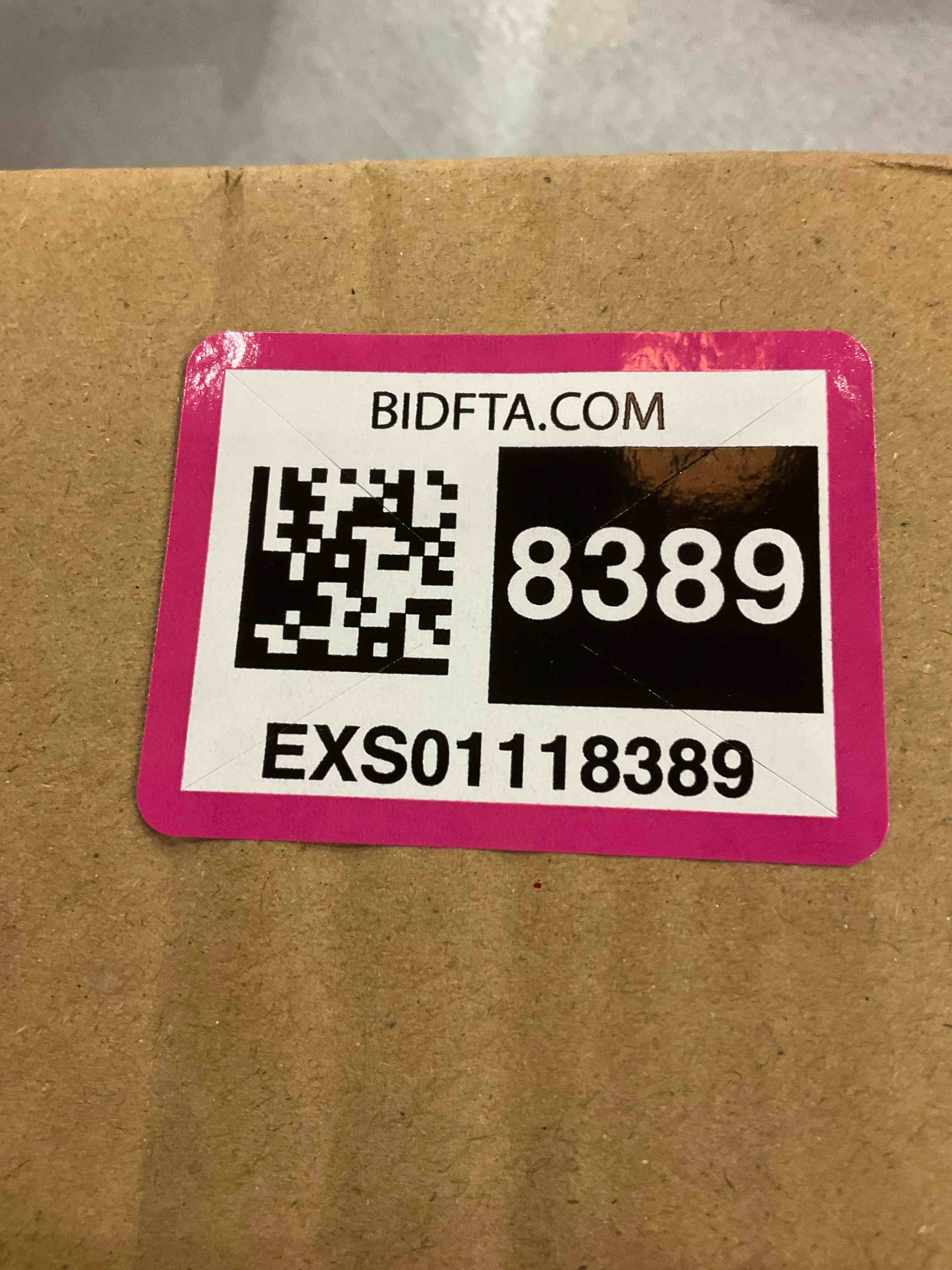 https://s3.amazonaws.com/lotting-images-prod/BargainHunt/EXS01118389_1707245043269.jpeg