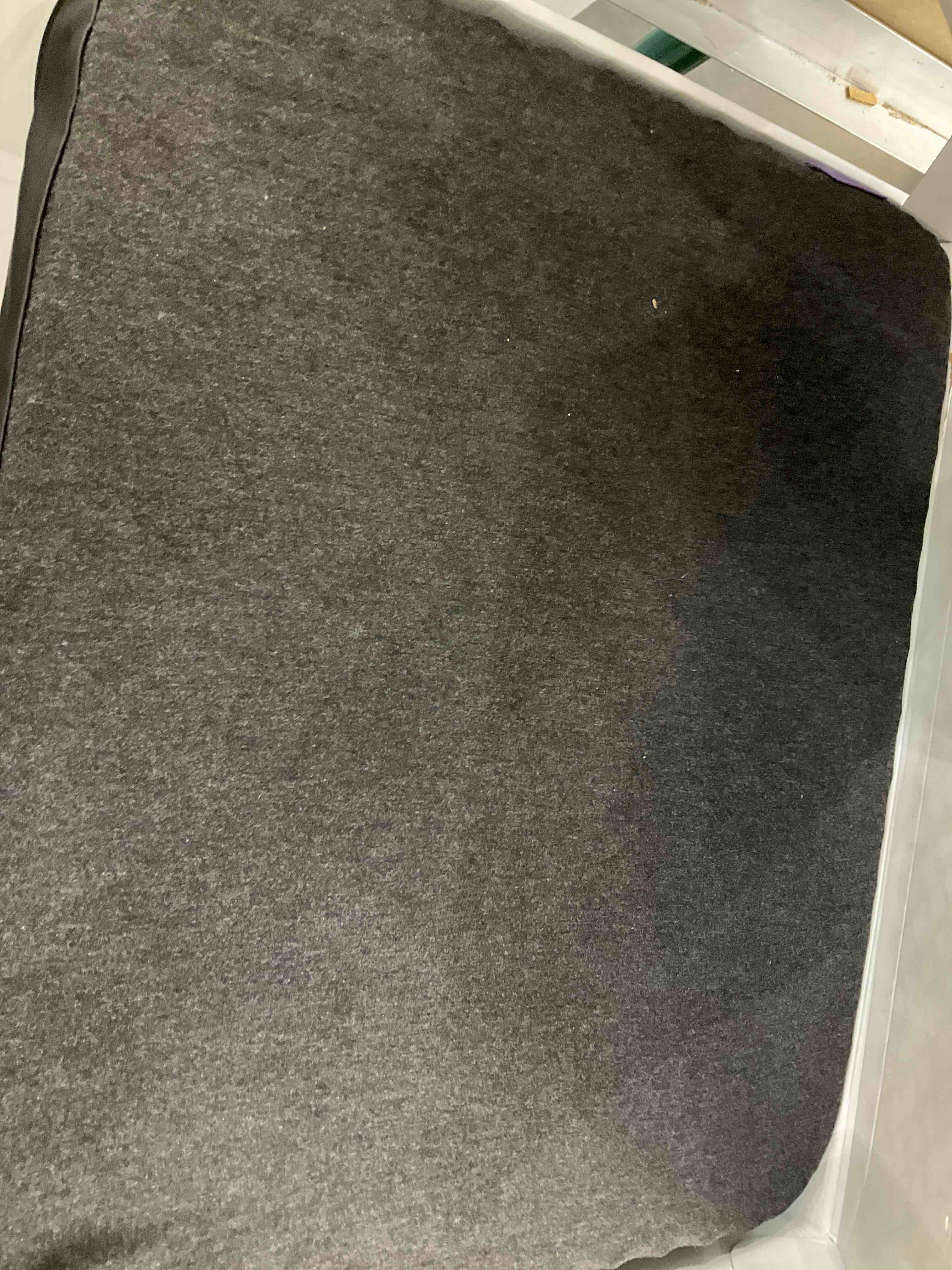 https://s3.amazonaws.com/lotting-images-prod/BargainHunt/EXS01118469_1707323578849.jpeg