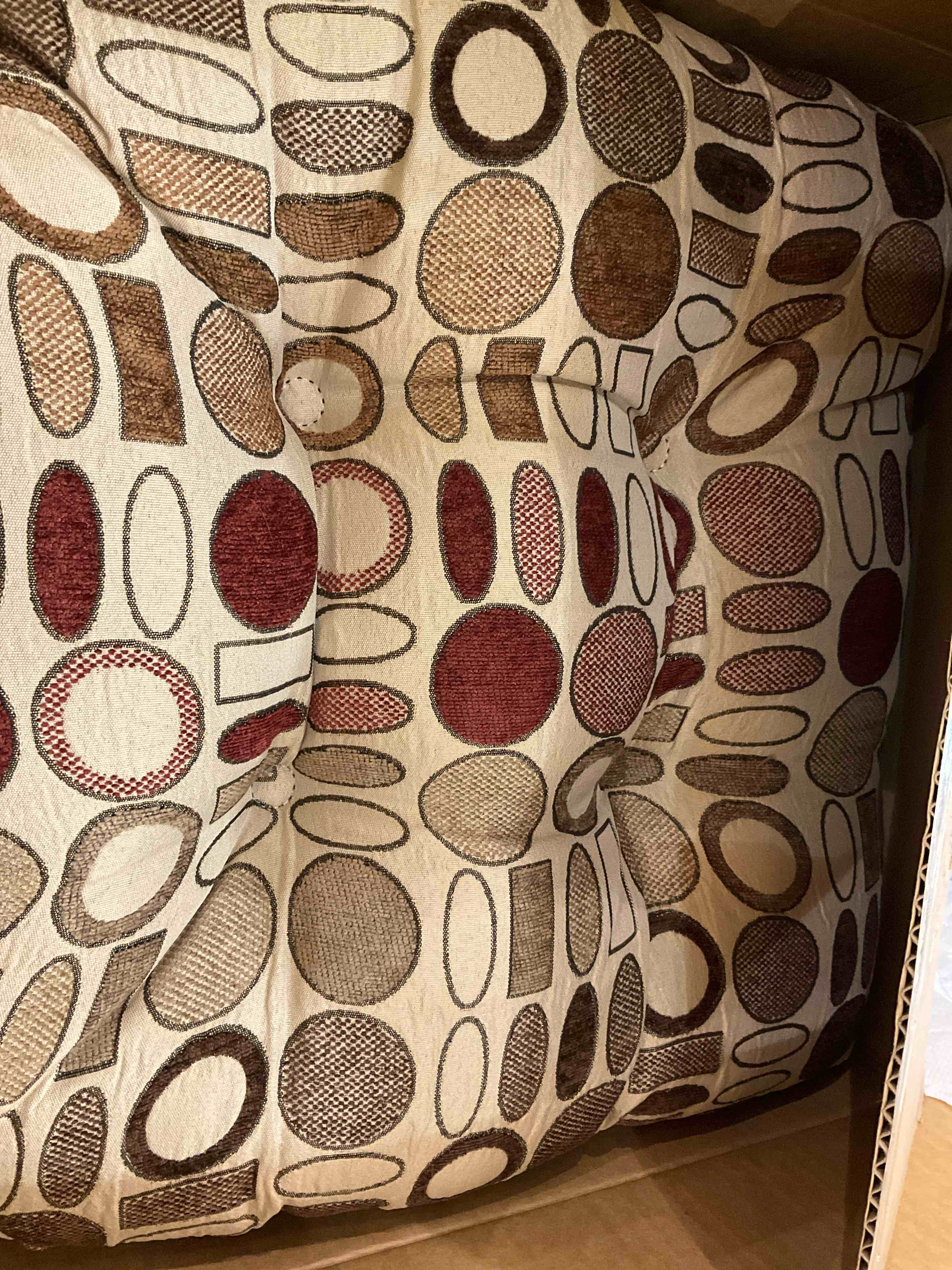 https://s3.amazonaws.com/lotting-images-prod/BargainHunt/EXS01118477_1707328693798.jpeg