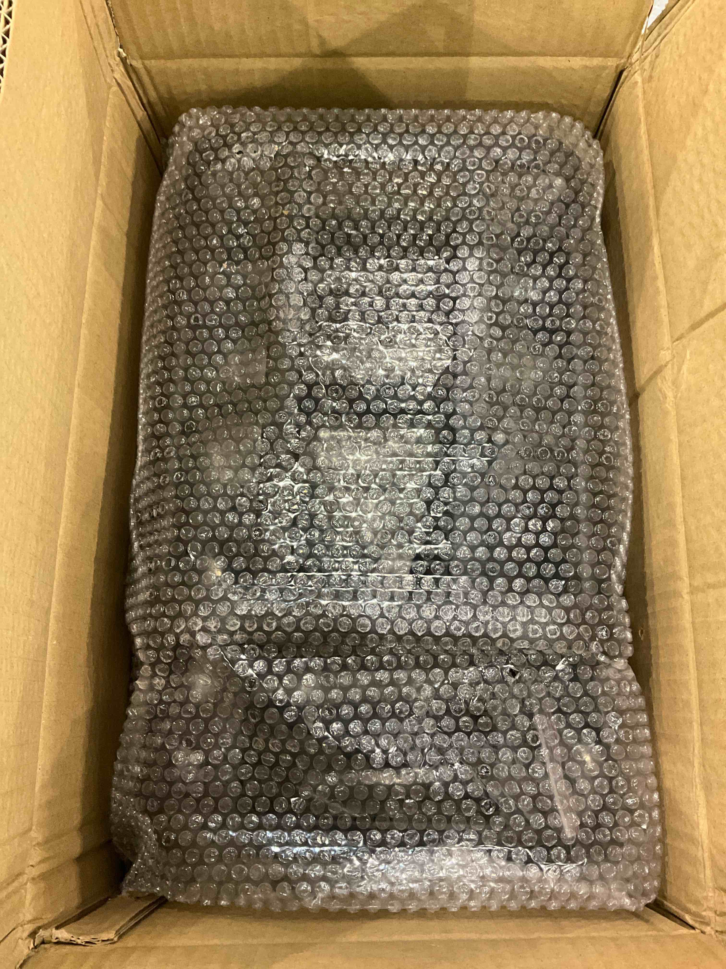 https://s3.amazonaws.com/lotting-images-prod/BargainHunt/EXS01120021_1706616674166.jpeg