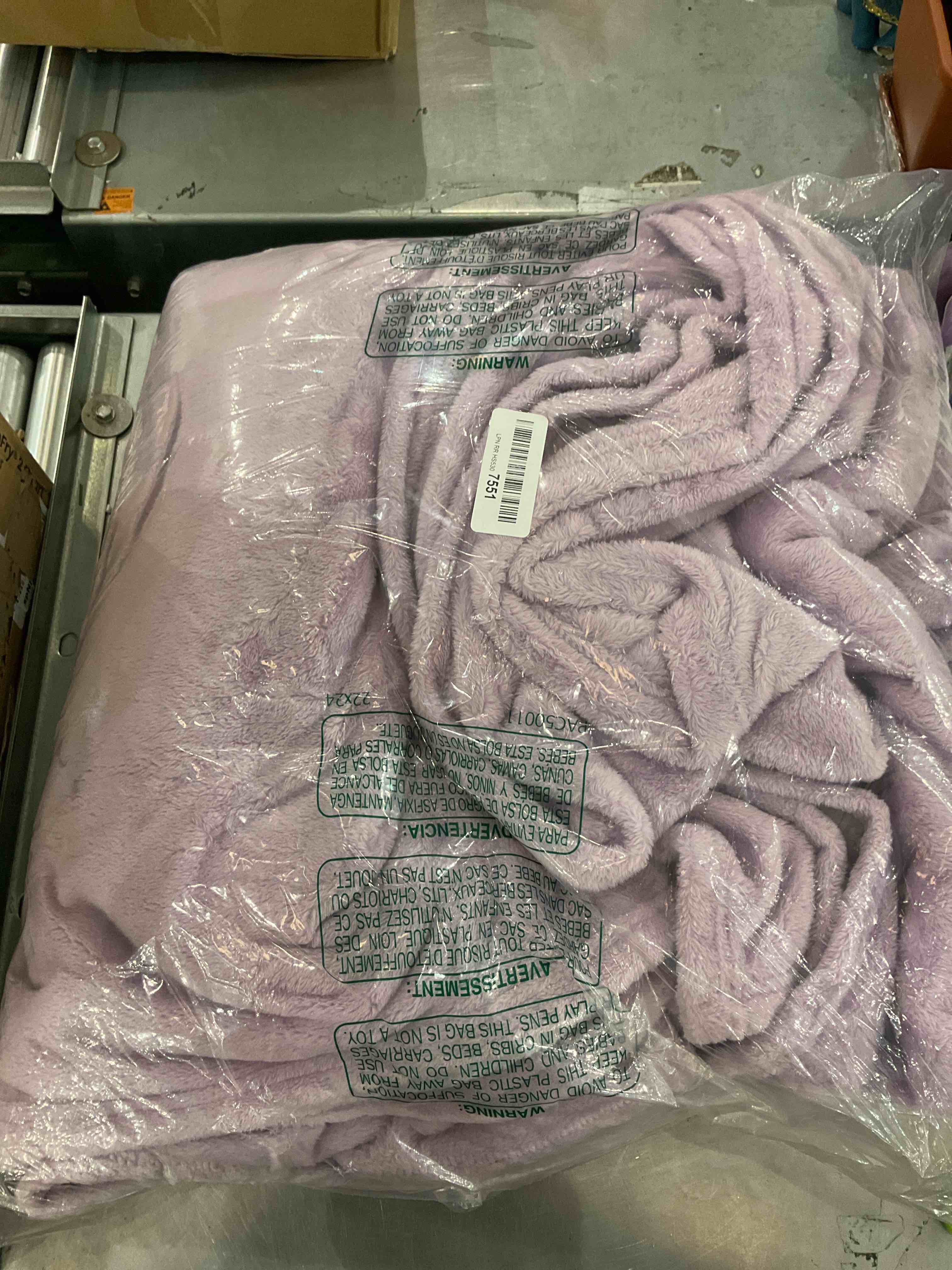 https://s3.amazonaws.com/lotting-images-prod/BargainHunt/EXS01120166_1706638094681.jpeg