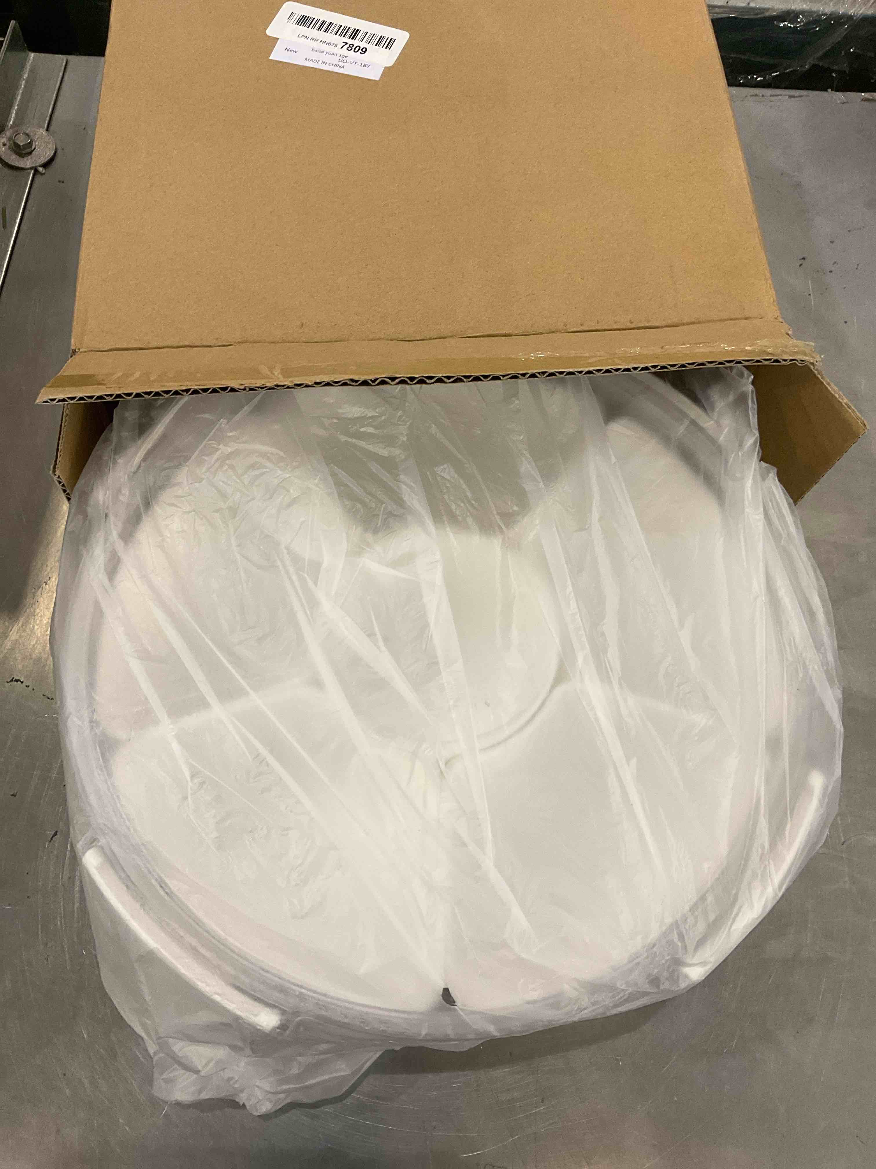 https://s3.amazonaws.com/lotting-images-prod/BargainHunt/EXS01120181_1706640432821.jpeg