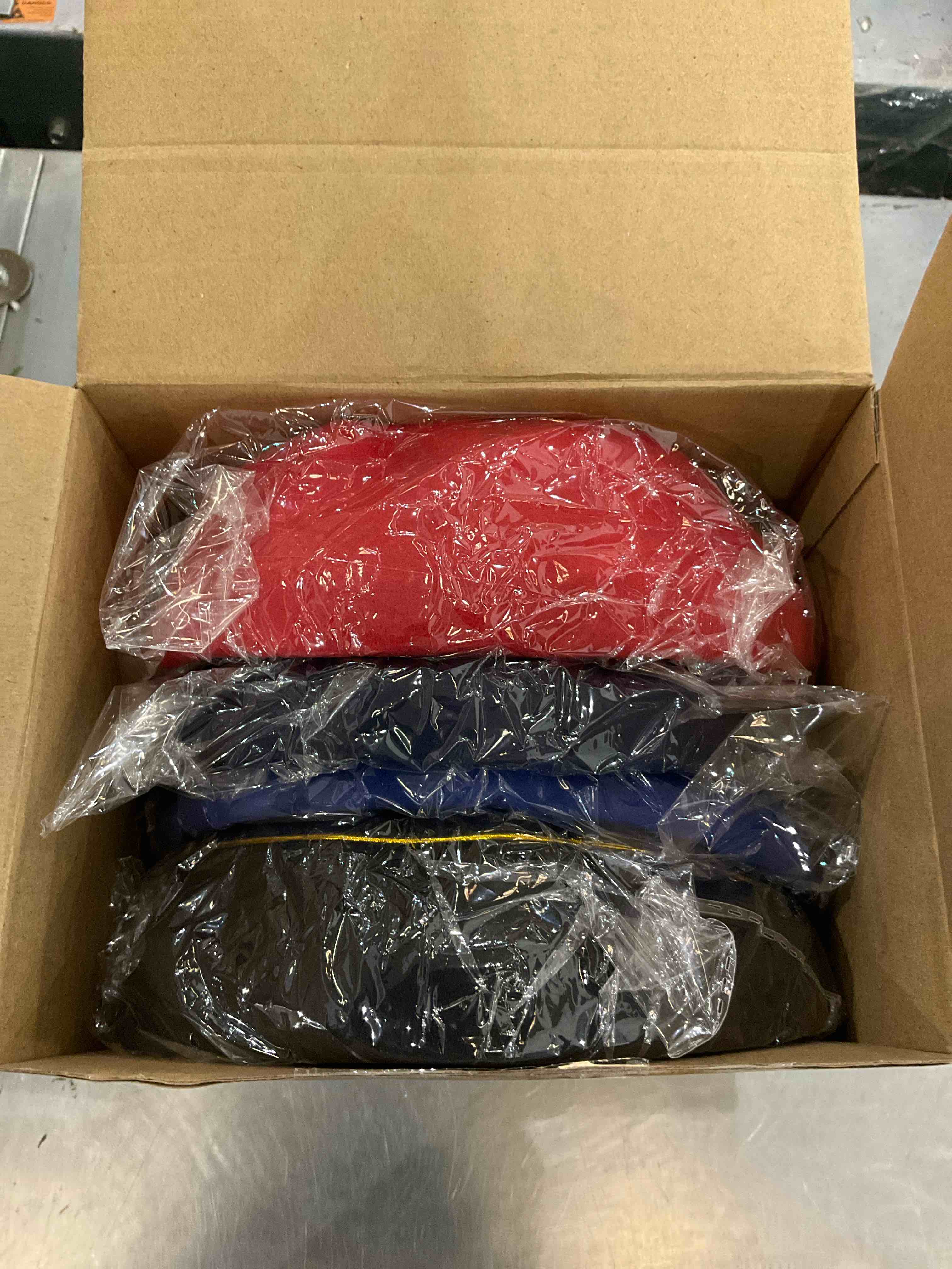 https://s3.amazonaws.com/lotting-images-prod/BargainHunt/EXS01120183_1706640543283.jpeg