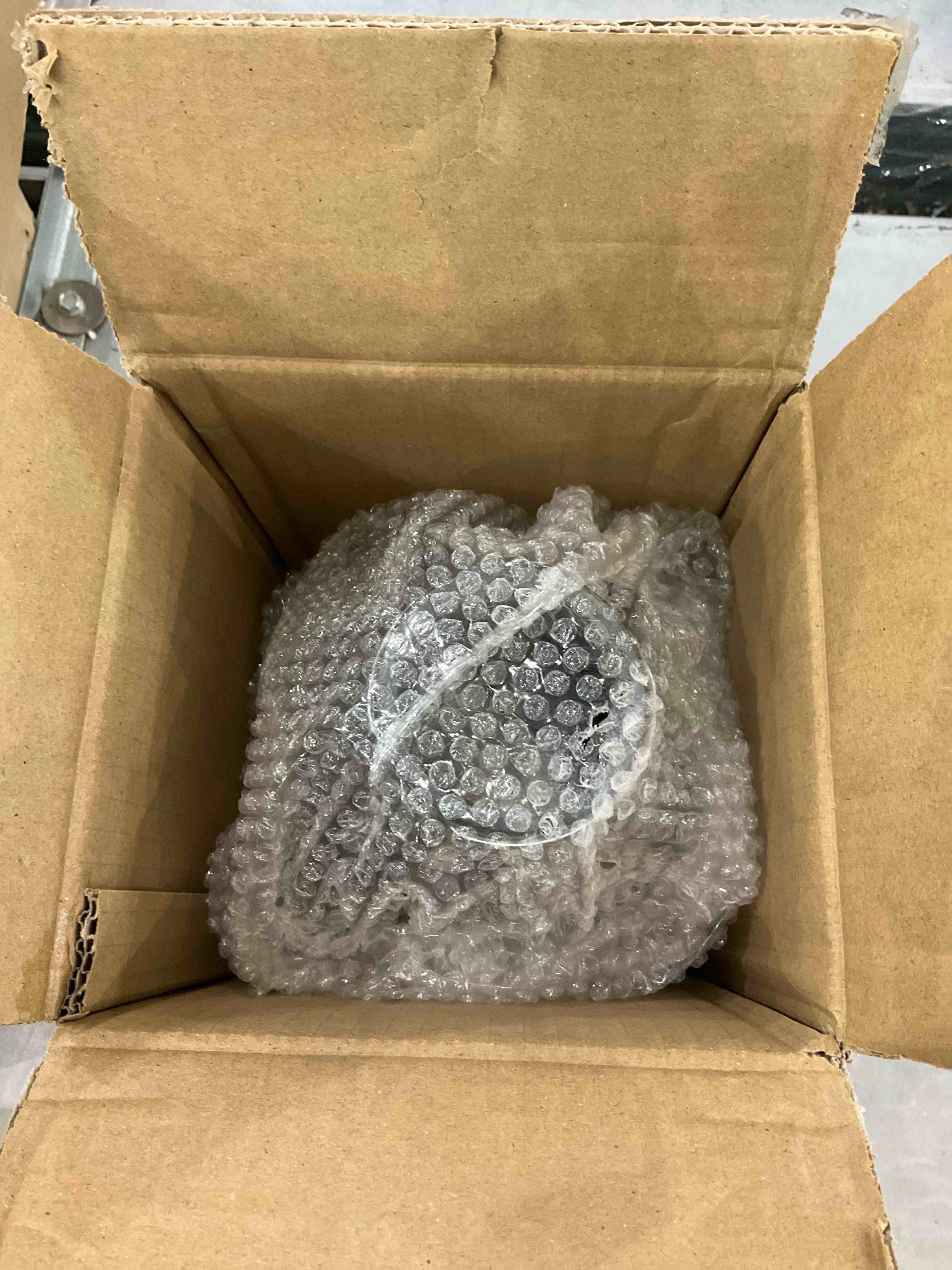 https://s3.amazonaws.com/lotting-images-prod/BargainHunt/EXS01120187_1706642726757.jpeg