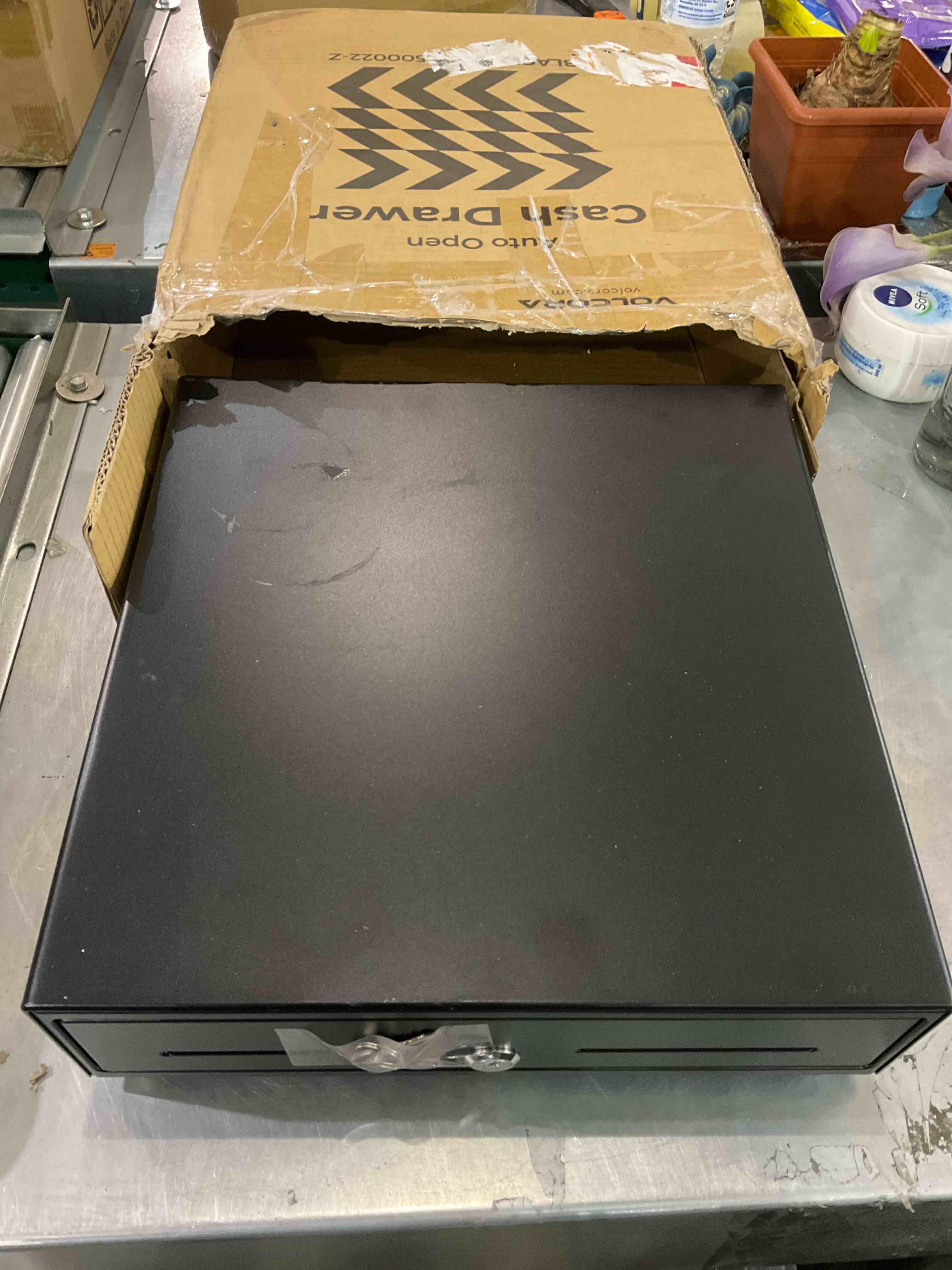 Volcora 13" Electronic Cash Register Drawer for Point of Sale (POS) System with 4 Bill 5 Coin Cash Tray, Removable Coin Compartment, 24V, RJ11/RJ12 Key-Lock, Media Siot, Black - for Small Businesses