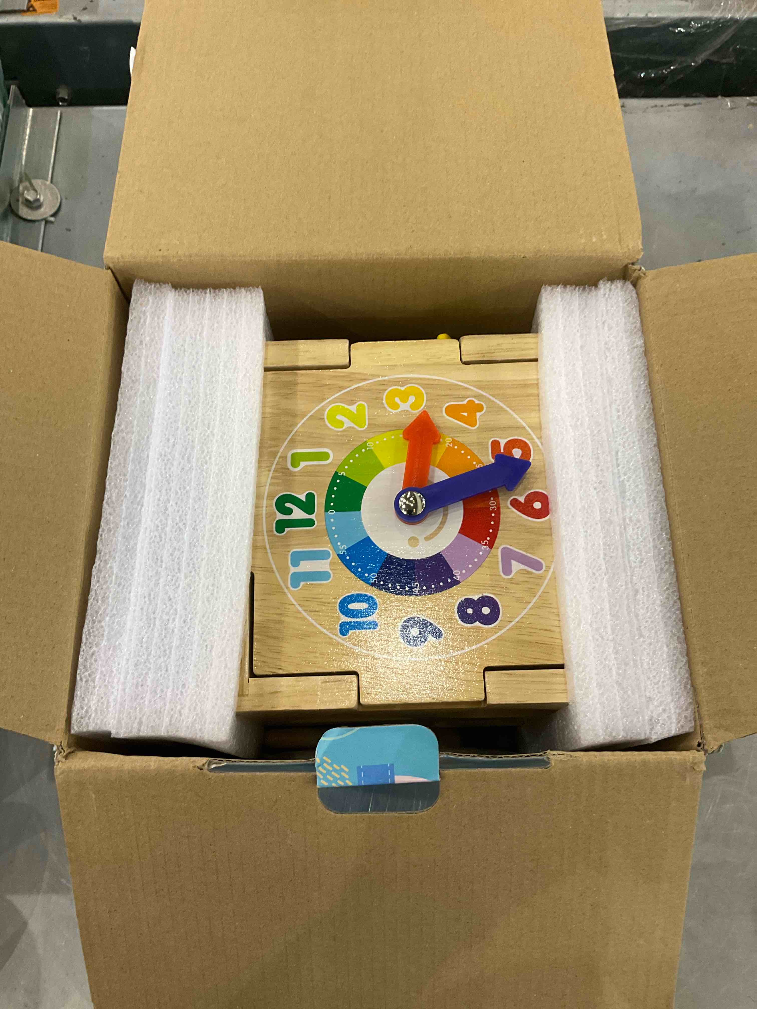 https://s3.amazonaws.com/lotting-images-prod/BargainHunt/EXS01120302_1706714570238.jpeg