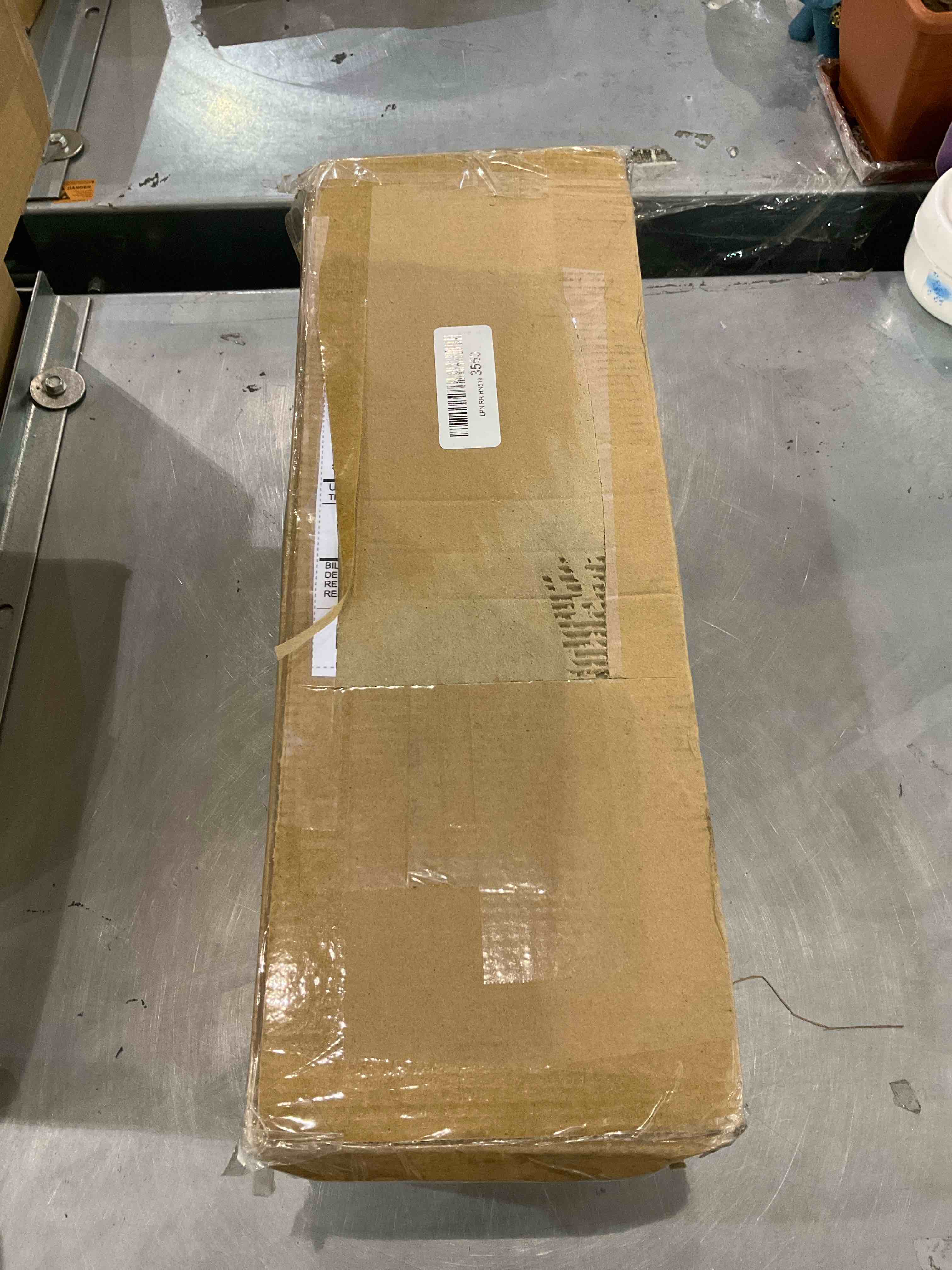 https://s3.amazonaws.com/lotting-images-prod/BargainHunt/EXS01120396_1706790700169.jpeg