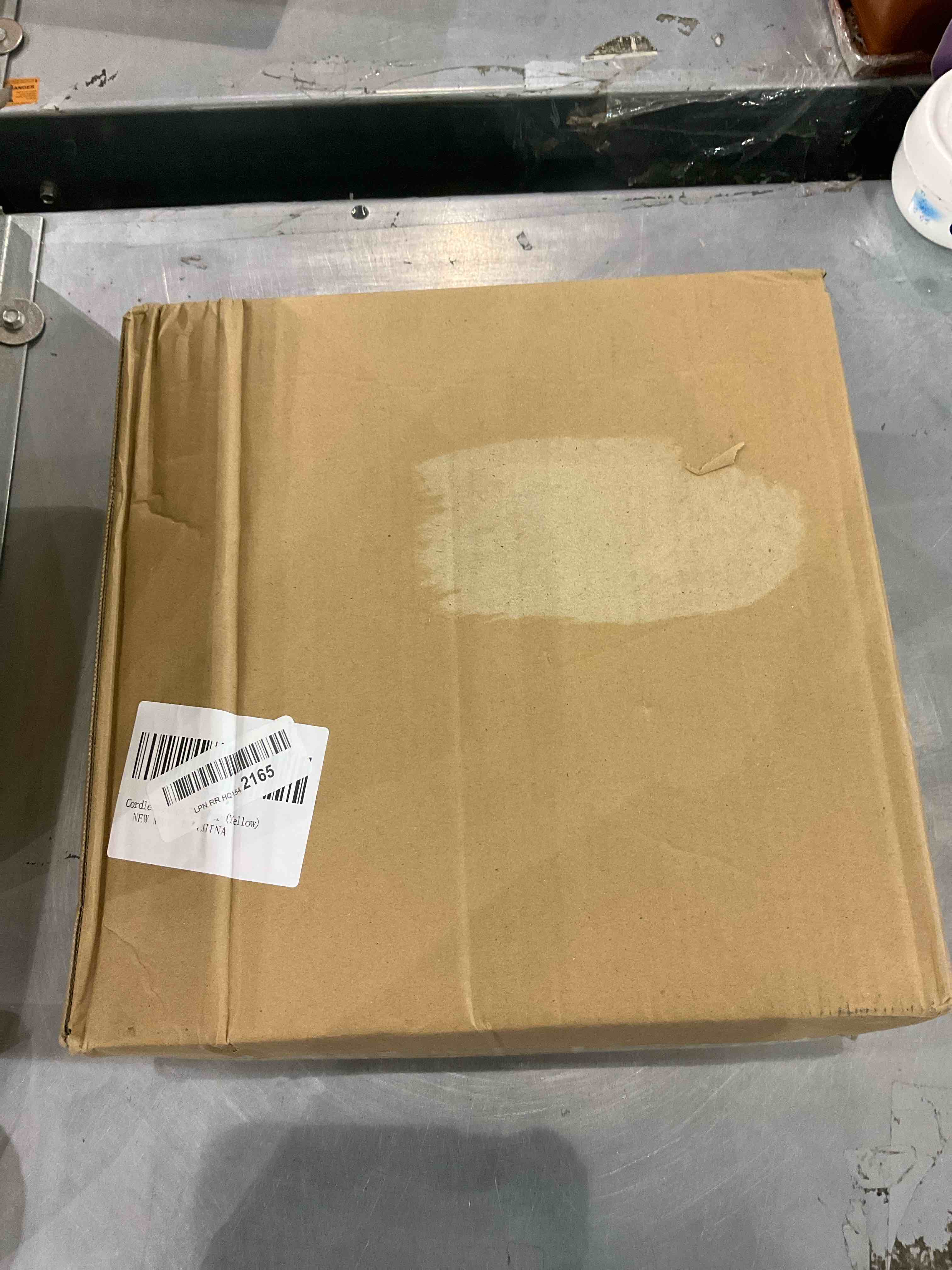 https://s3.amazonaws.com/lotting-images-prod/BargainHunt/EXS01120397_1706790815045.jpeg