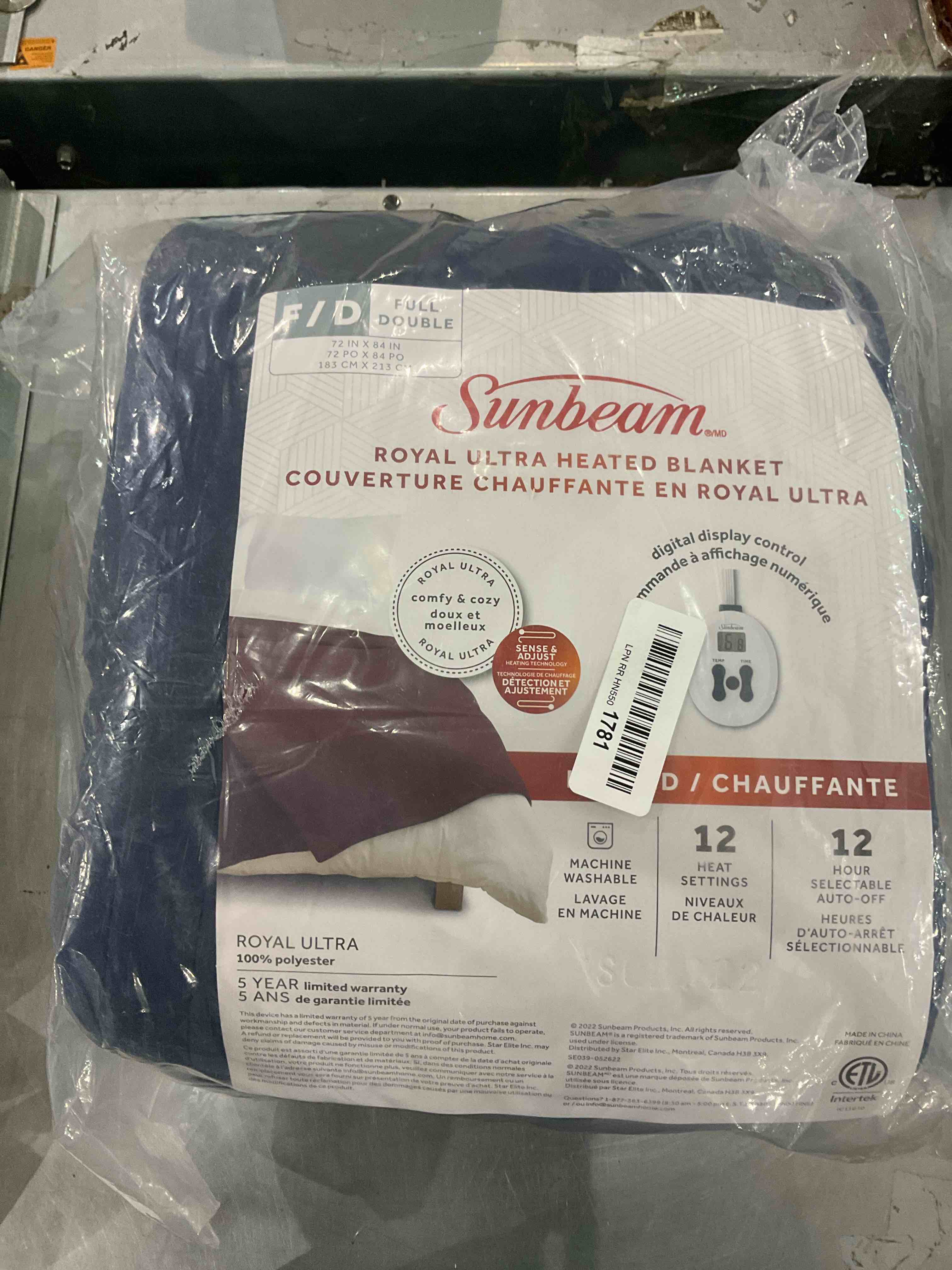 https://s3.amazonaws.com/lotting-images-prod/BargainHunt/EXS01120401_1706791046741.jpeg