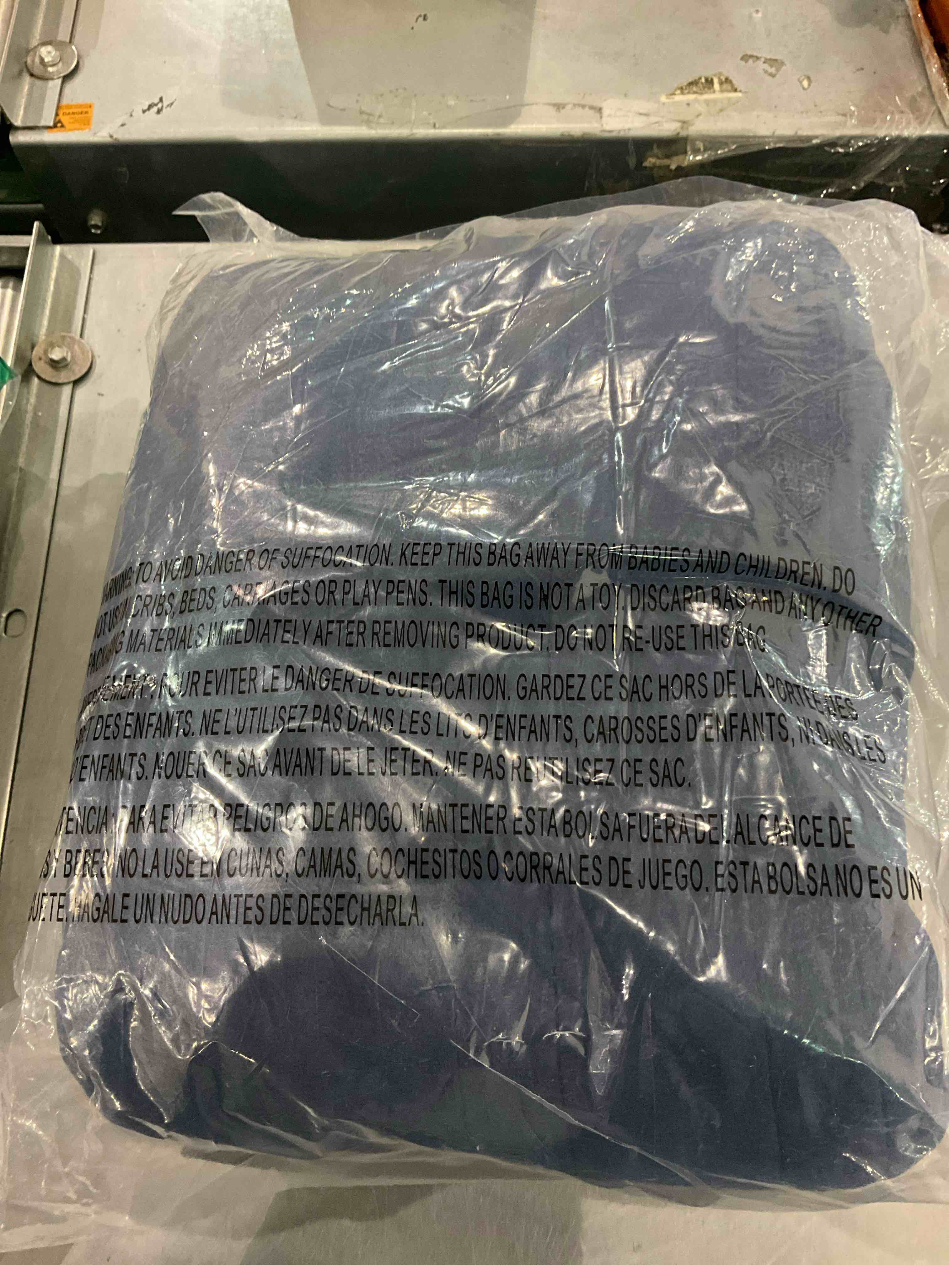 https://s3.amazonaws.com/lotting-images-prod/BargainHunt/EXS01120401_1706791051212.jpeg