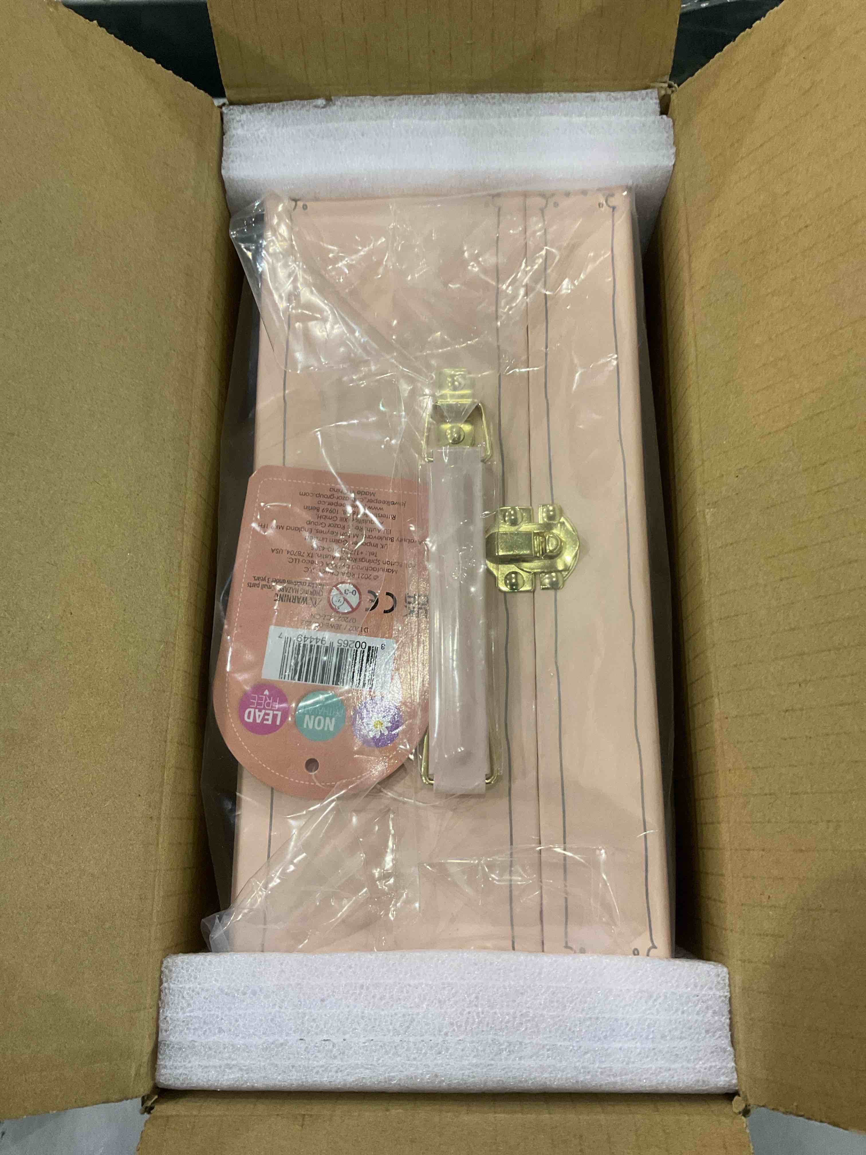 https://s3.amazonaws.com/lotting-images-prod/BargainHunt/EXS01120403_1706791164635.jpeg