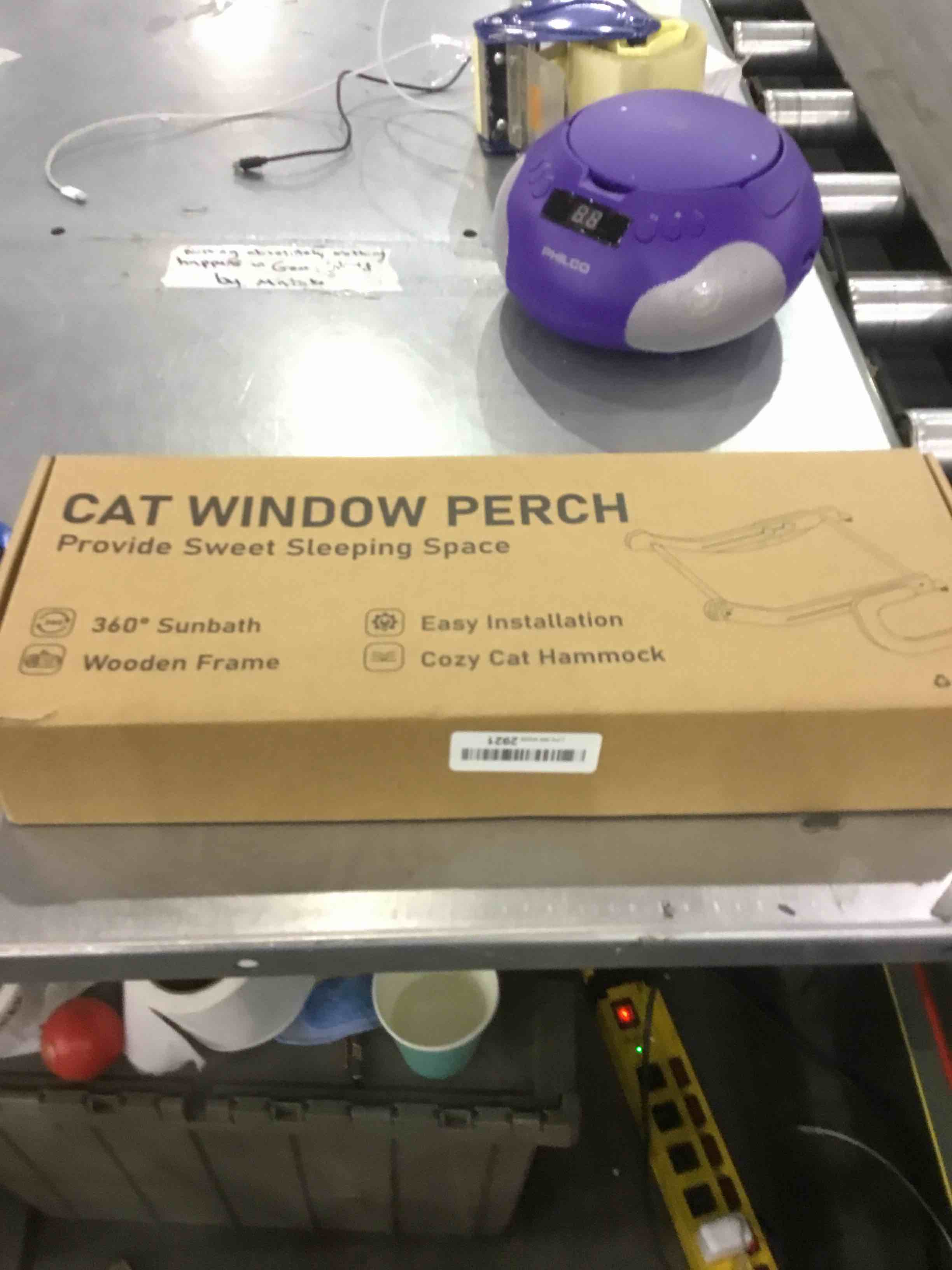 https://s3.amazonaws.com/lotting-images-prod/BargainHunt/EXS01121772_1710513906734.jpeg