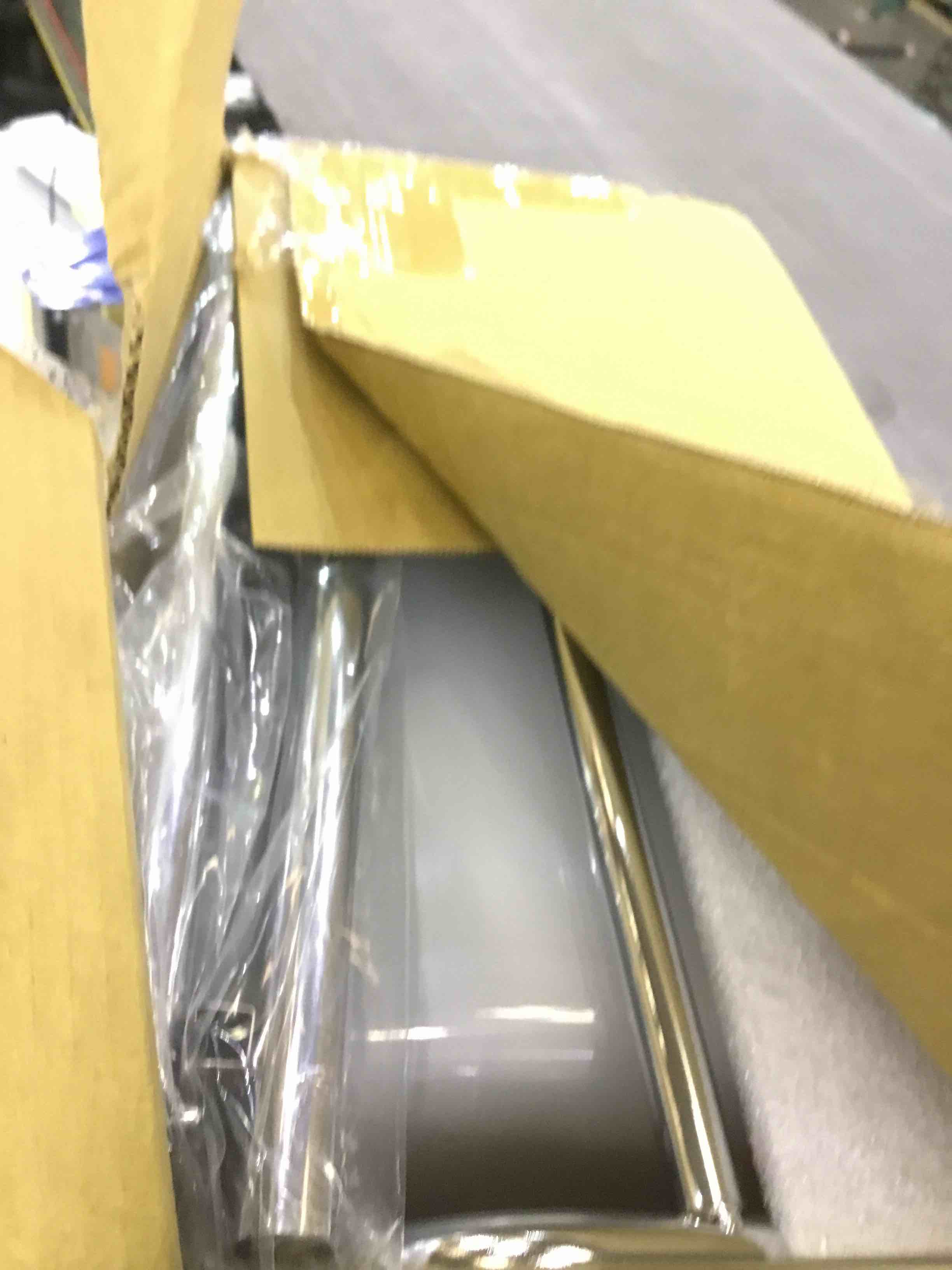 https://s3.amazonaws.com/lotting-images-prod/BargainHunt/EXS01121785_1710515541834.jpeg