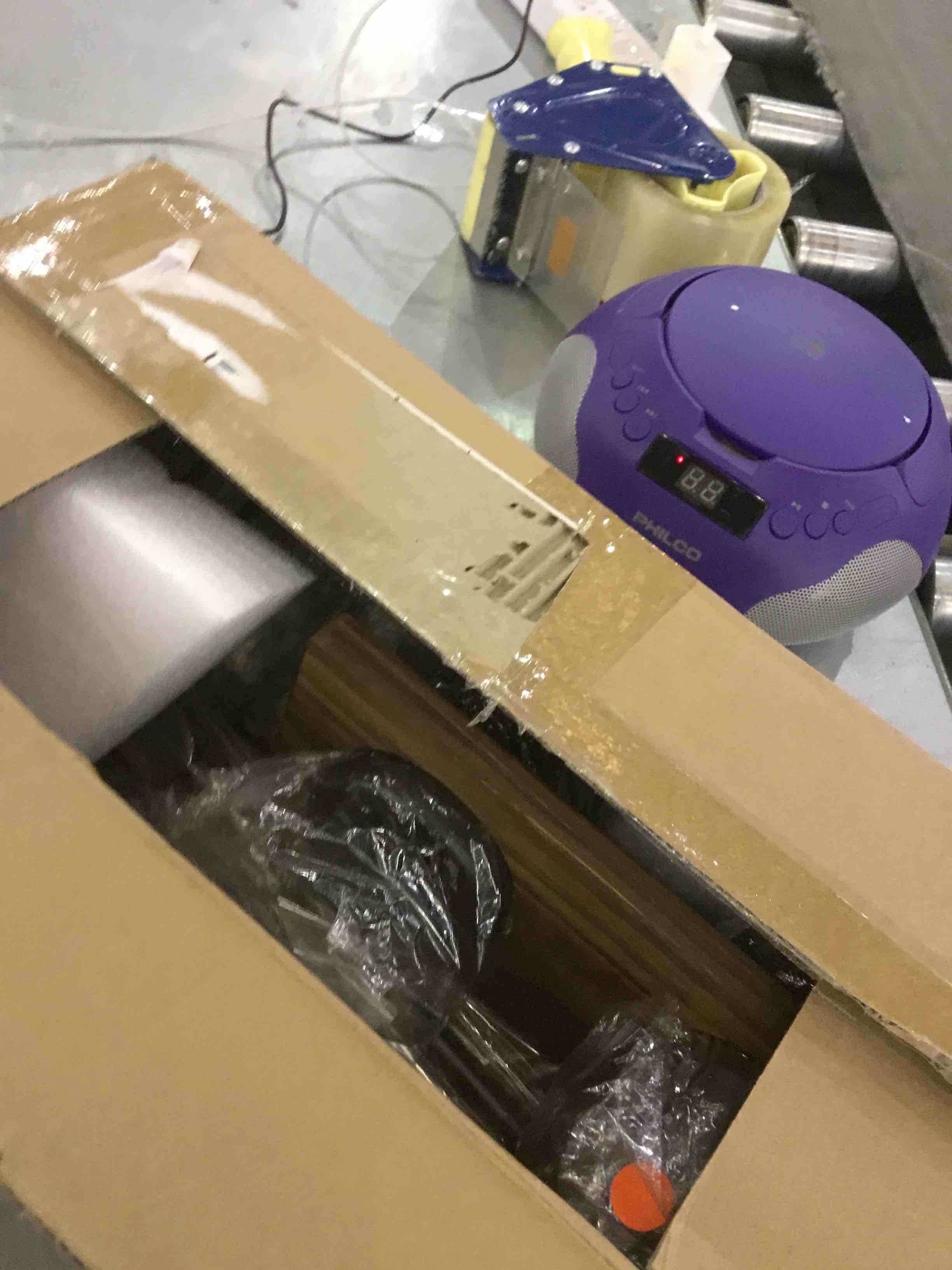 https://s3.amazonaws.com/lotting-images-prod/BargainHunt/EXS01121789_1710515801363.jpeg