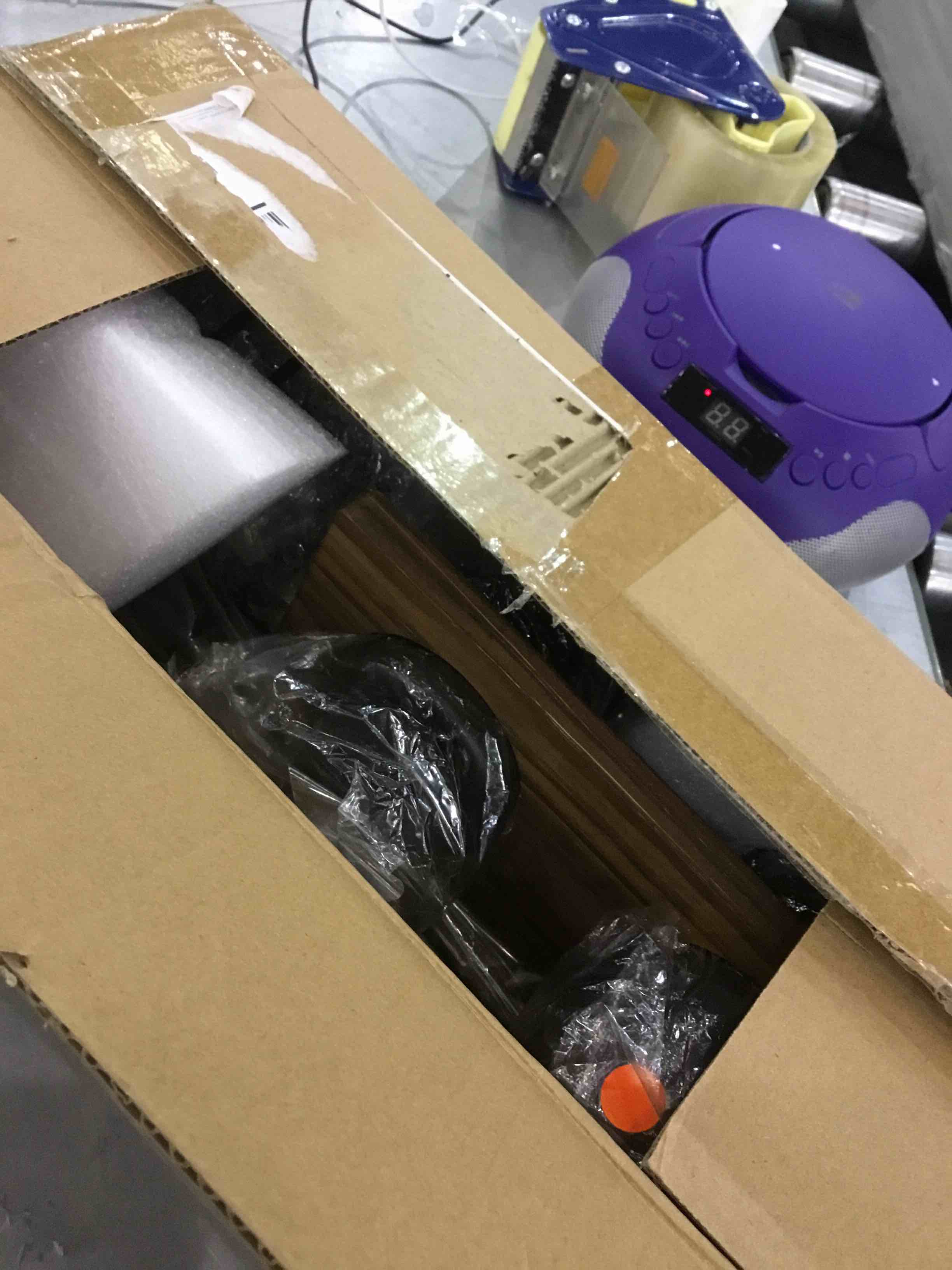https://s3.amazonaws.com/lotting-images-prod/BargainHunt/EXS01121789_1710515803496.jpeg