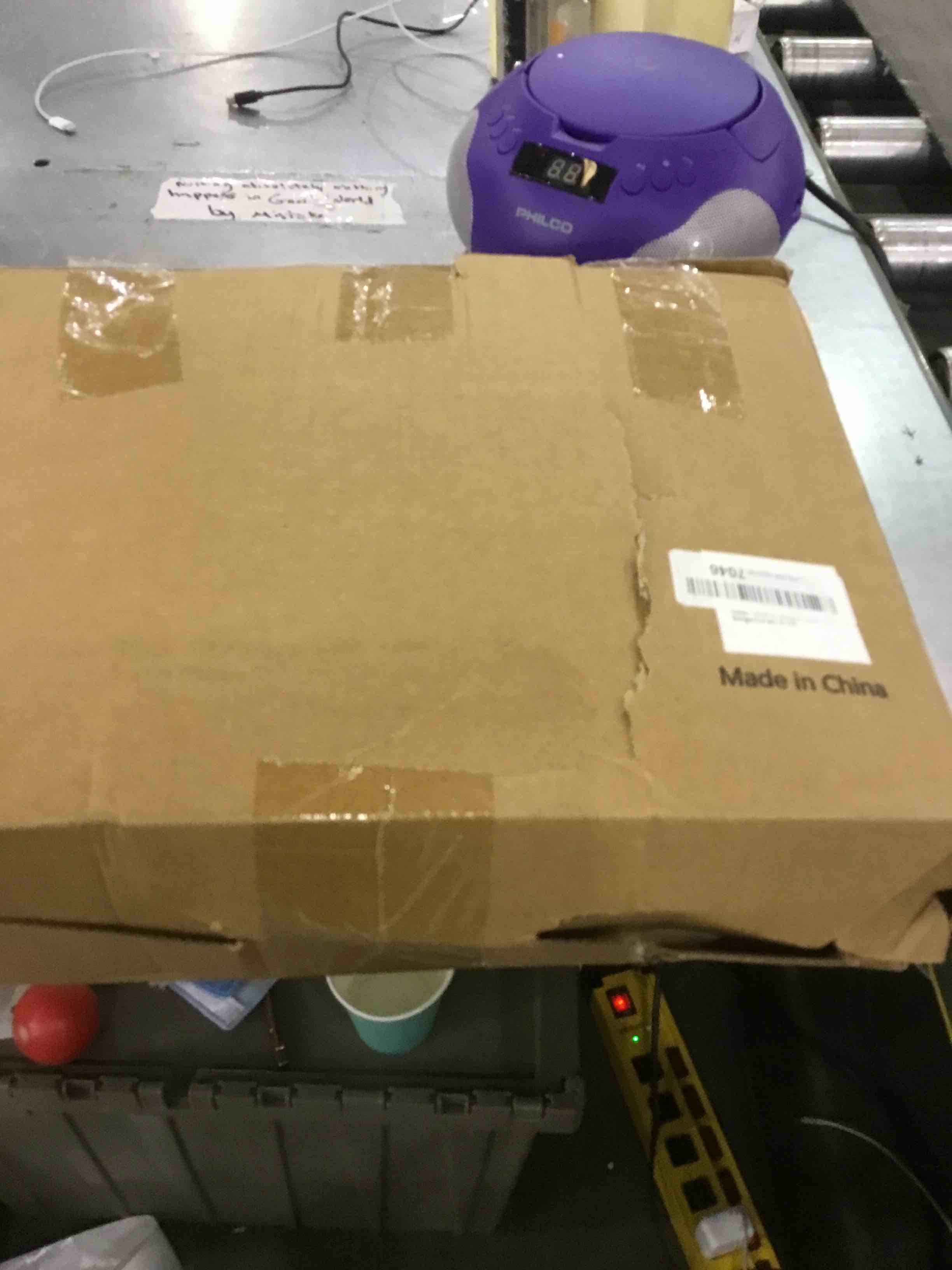 https://s3.amazonaws.com/lotting-images-prod/BargainHunt/EXS01121803_1710516826566.jpeg